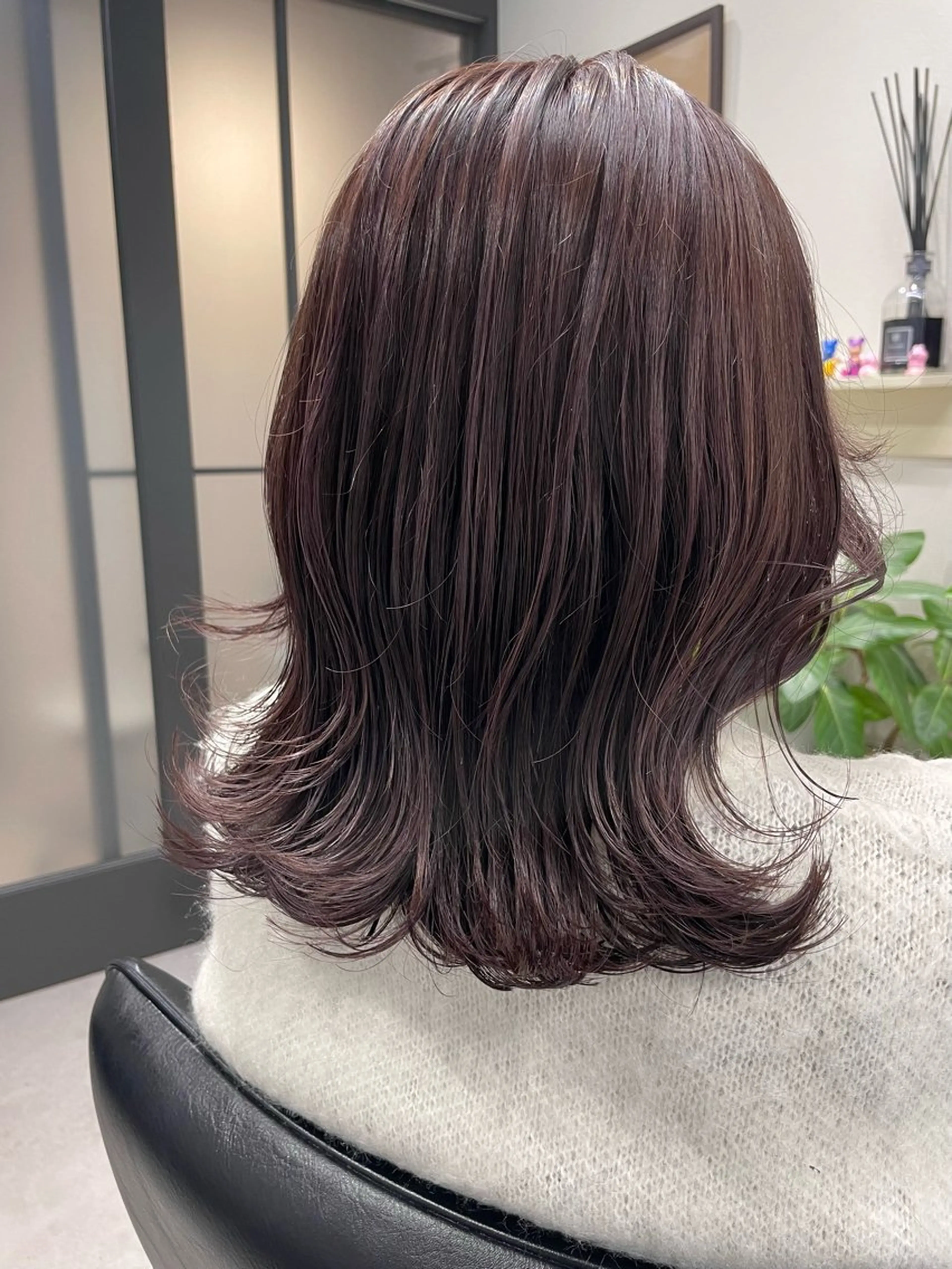 ミディアム カラー カット ヘアカラー トリートメント 髪質改善will hairdesignのヘアスタイル