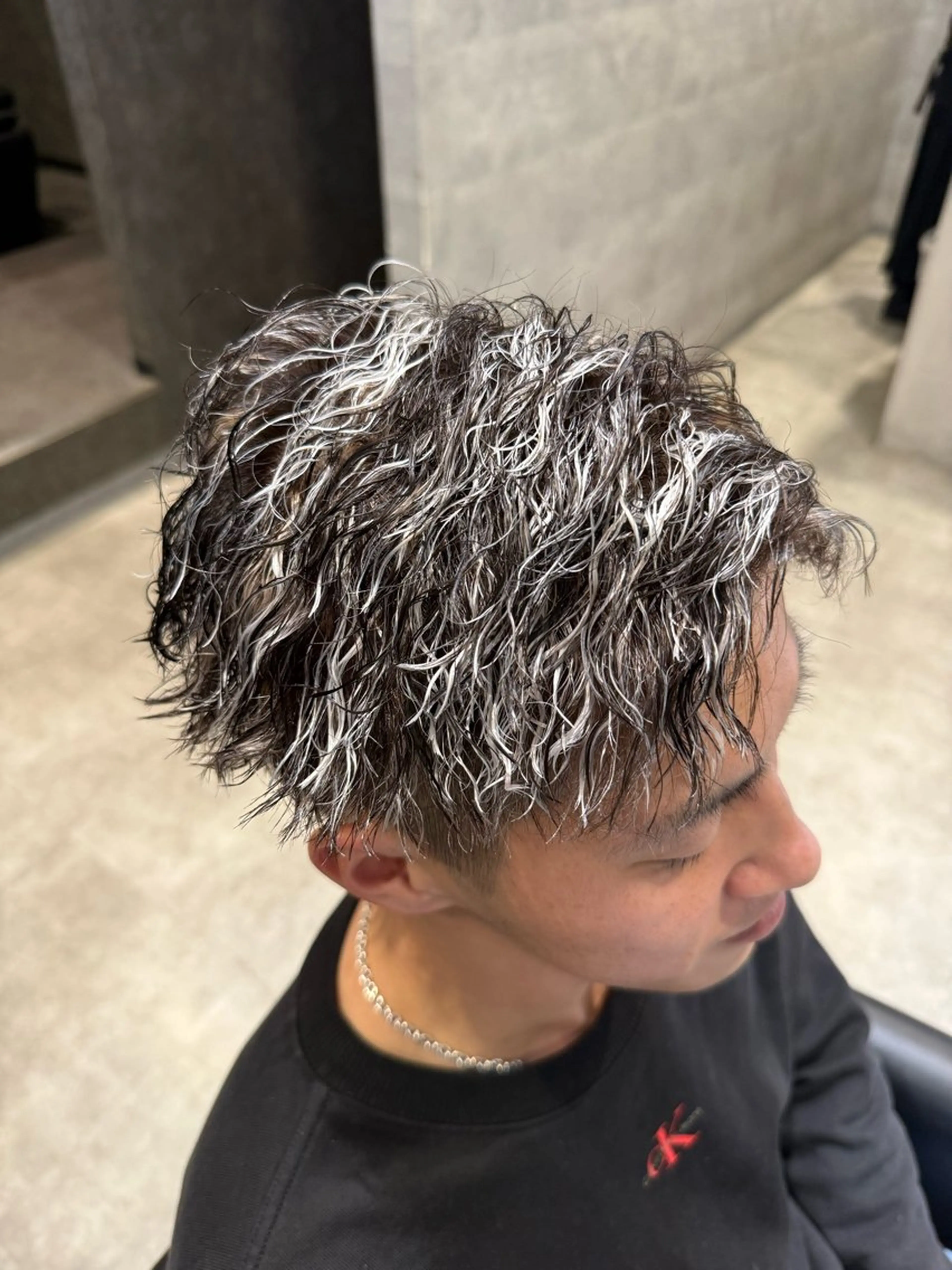 カラー パーマ メンズ メンズハイライト ハイライトカラー カット ヘアカラー パーマ ＿white鳳店/ 牧原彩乃のヘアスタイル