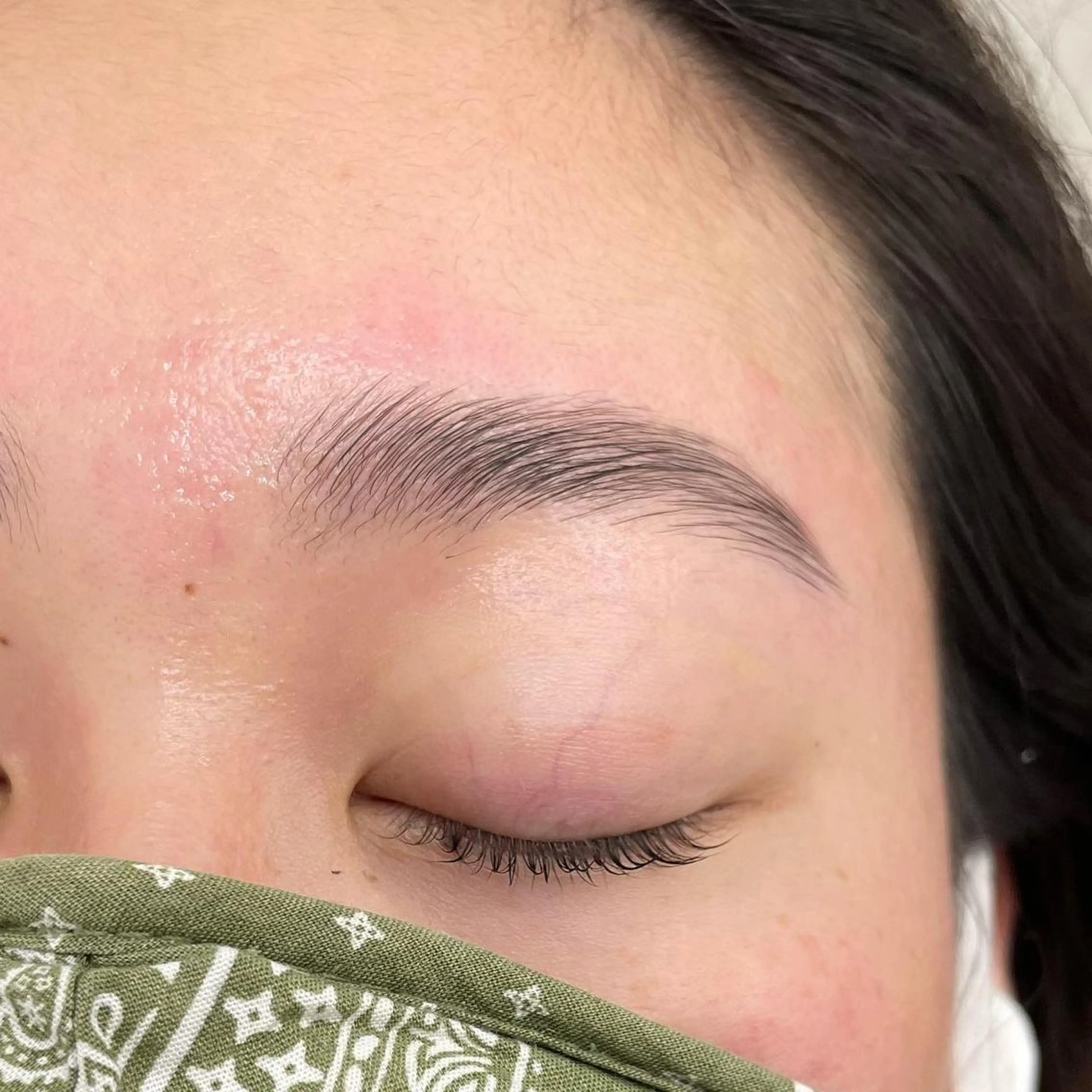 アイブロウ ハリウッドブロウリフト ワックス脱毛 その他(アイブロウ) 鍵山 千秋のヘアスタイル