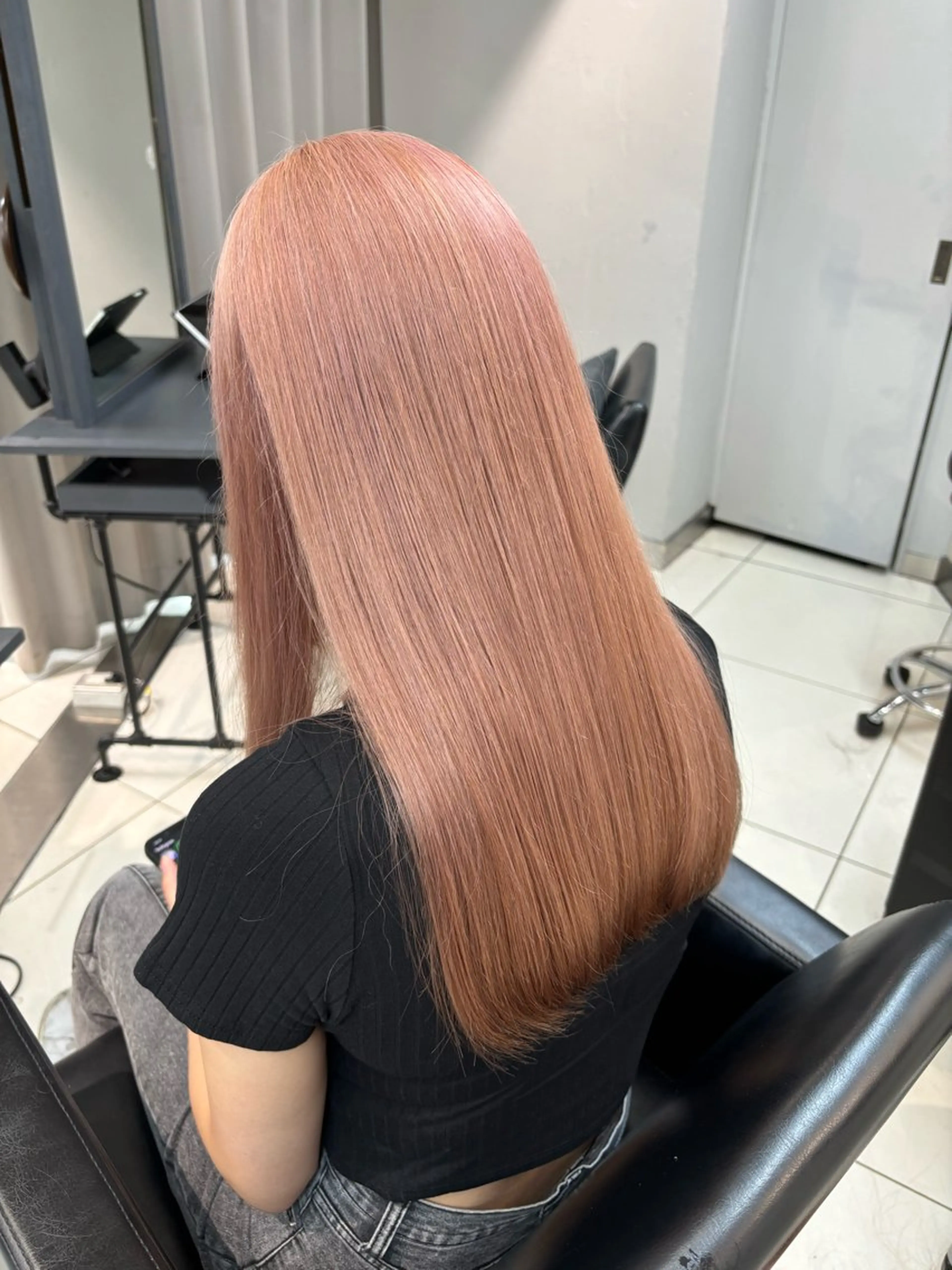 セミロング カラー ウルフ🦋顔まわり ❤︎ ͛MEIのヘアスタイル