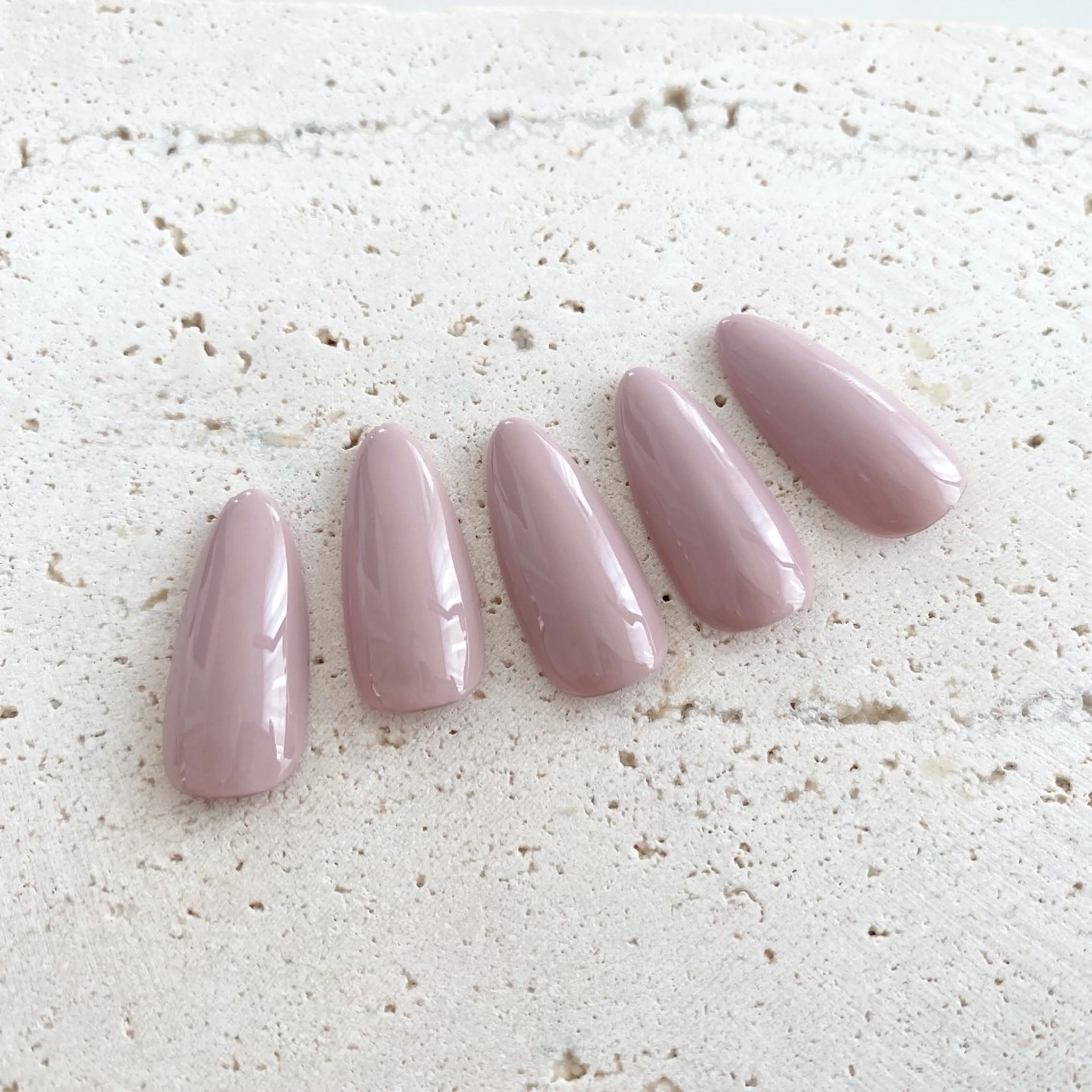 ワンカラー【オフなし】の写真