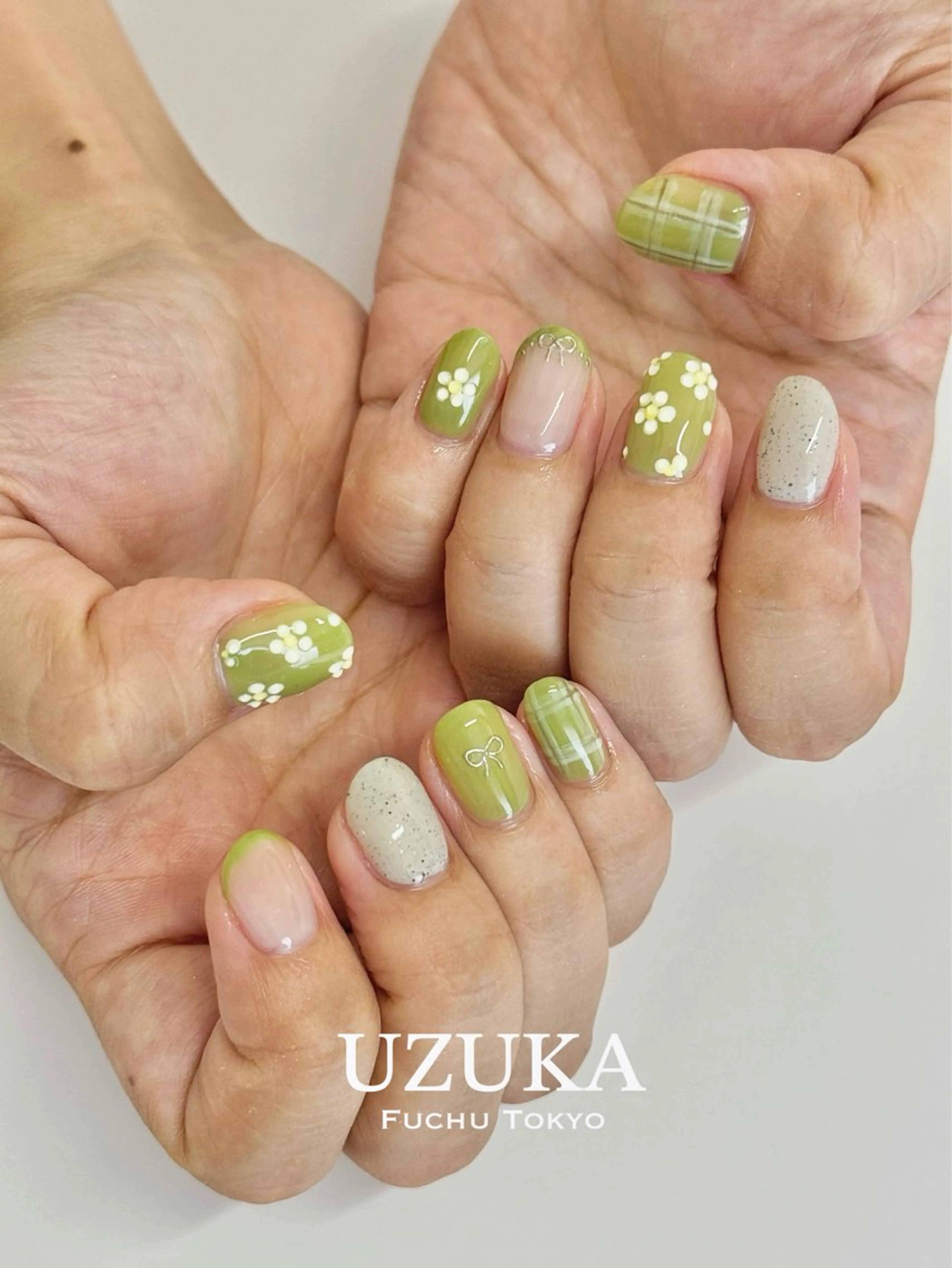 ネイル フラワーネイル ぷっくりネイル リボン 【 enn 】 Uzuka Yukaのネイルデザイン