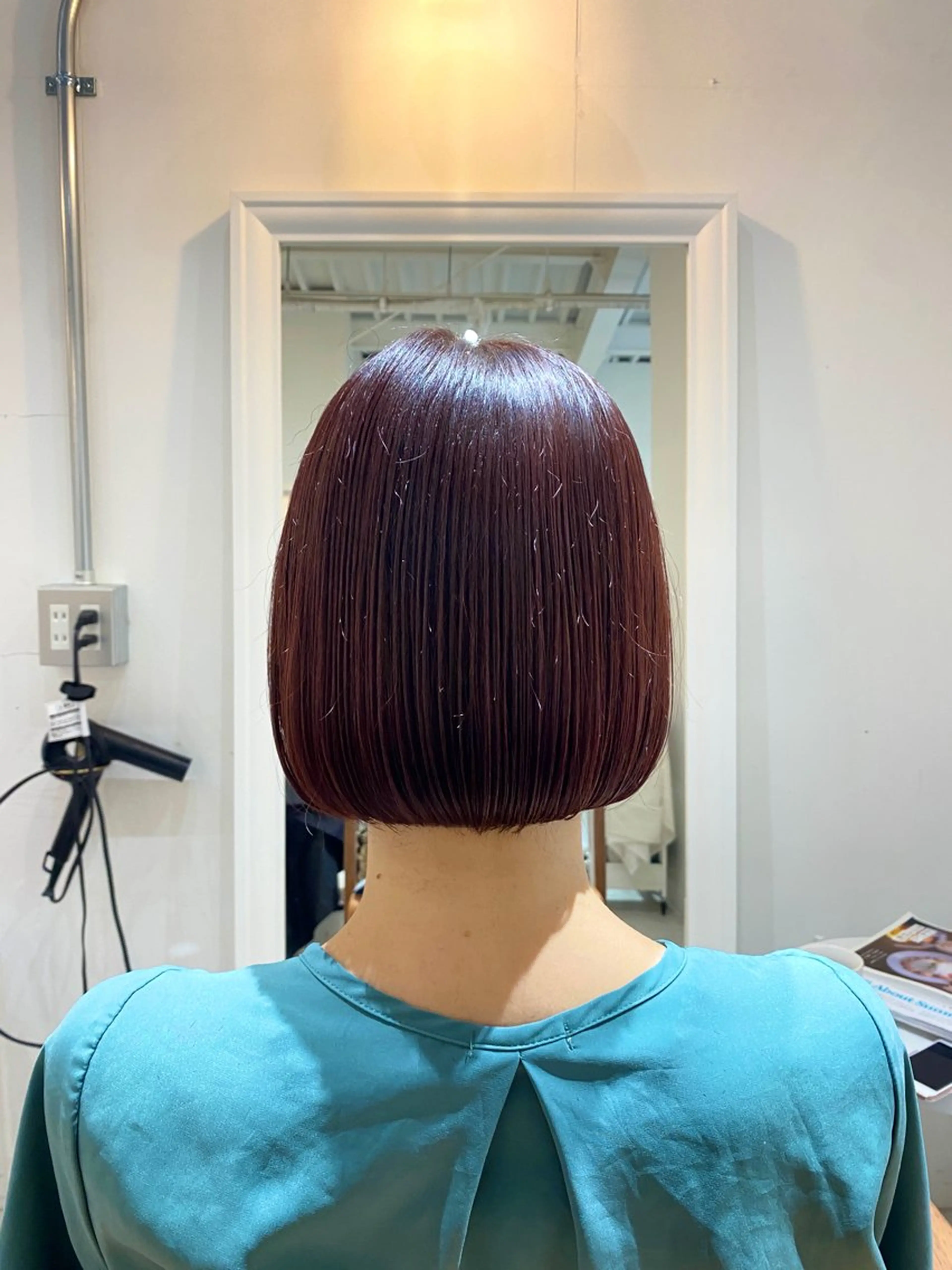 ショート カラー 鳴海 稜真のヘアスタイル