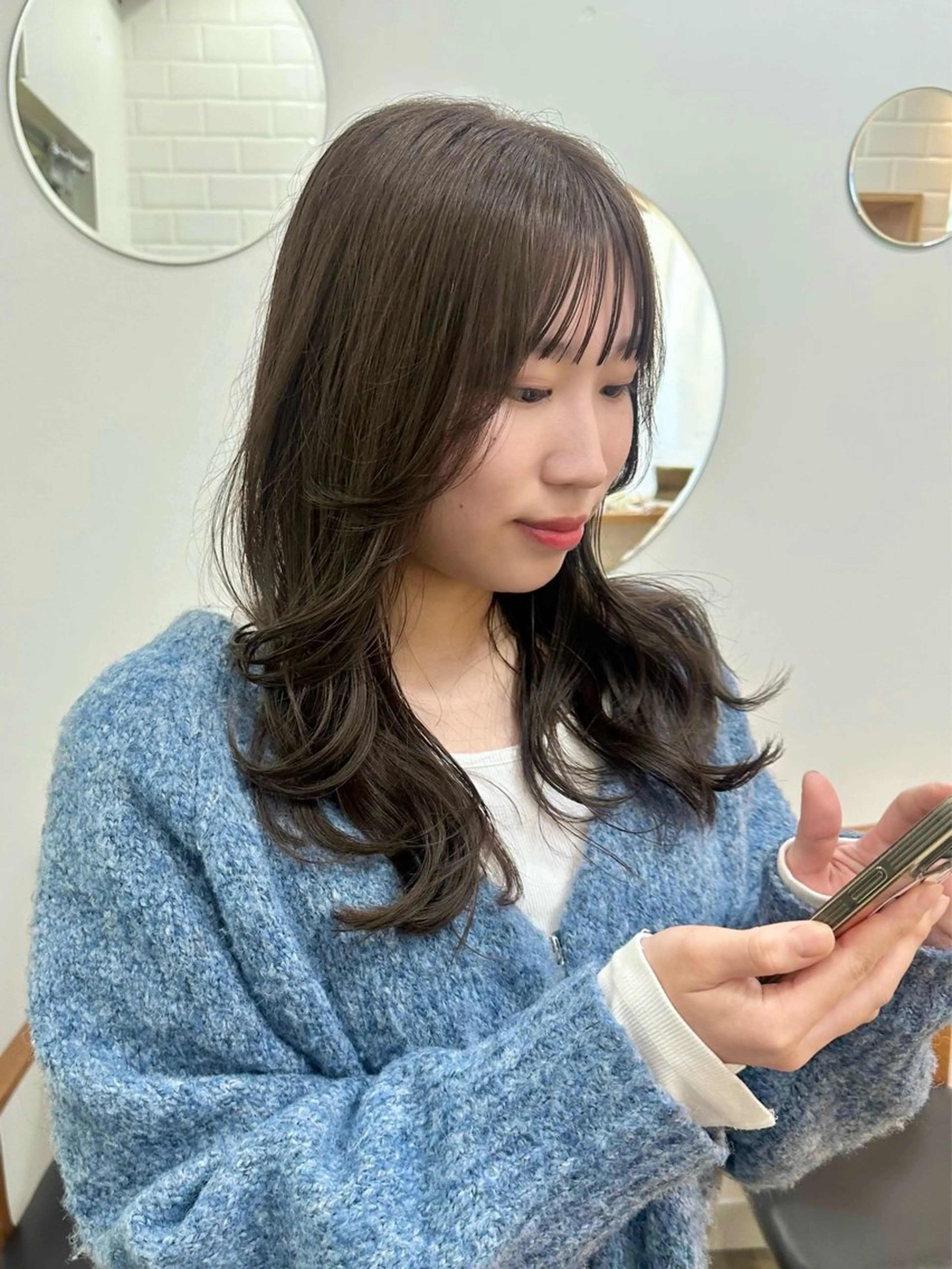 ロング カラー グレージュ オリーブグレージュ オリーブグレー カット ヘアカラー 四日市/レイヤー /似合わせカットのヘアスタイル