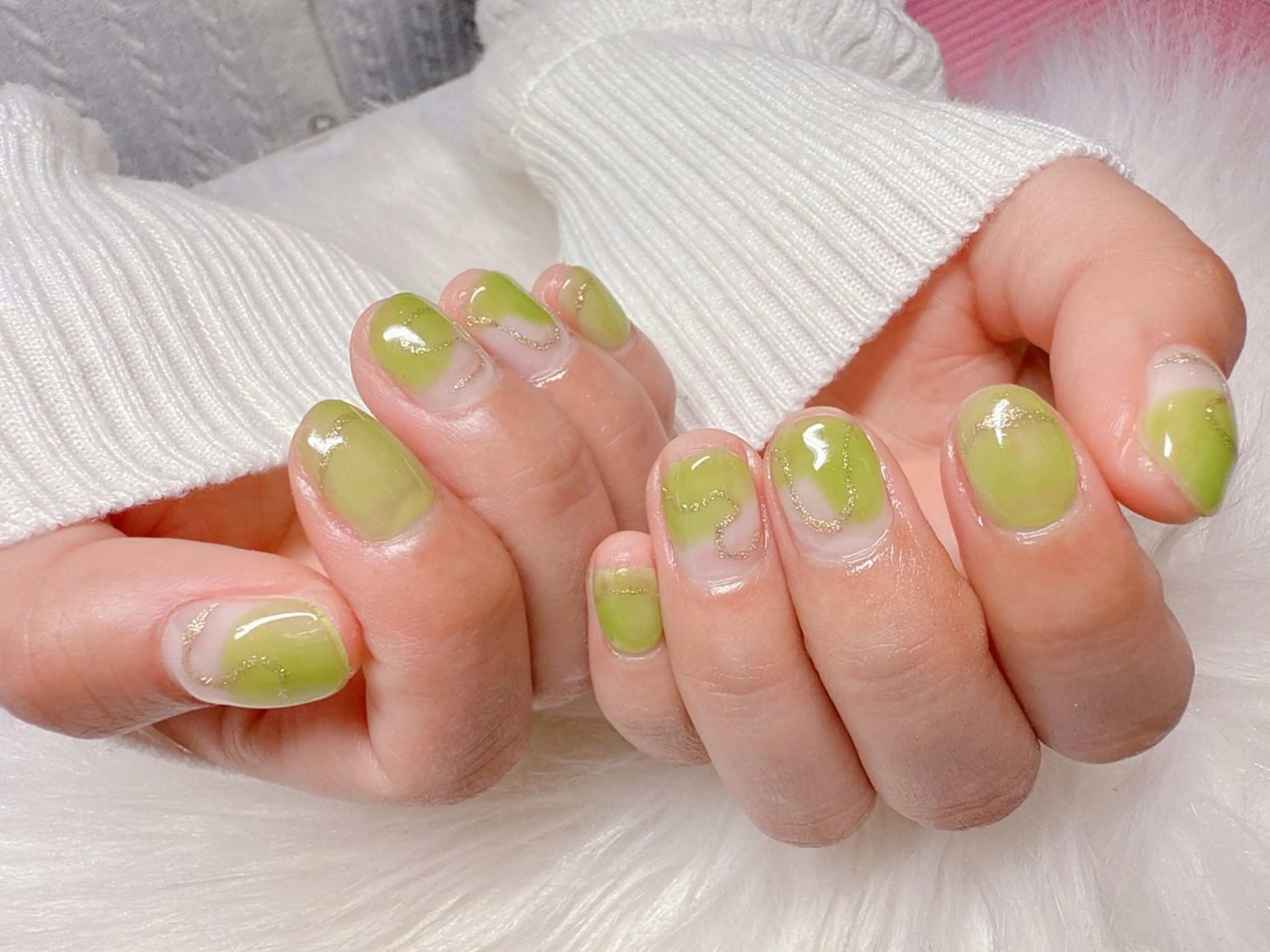 ネイル Amoureuse Satomiのネイルデザイン