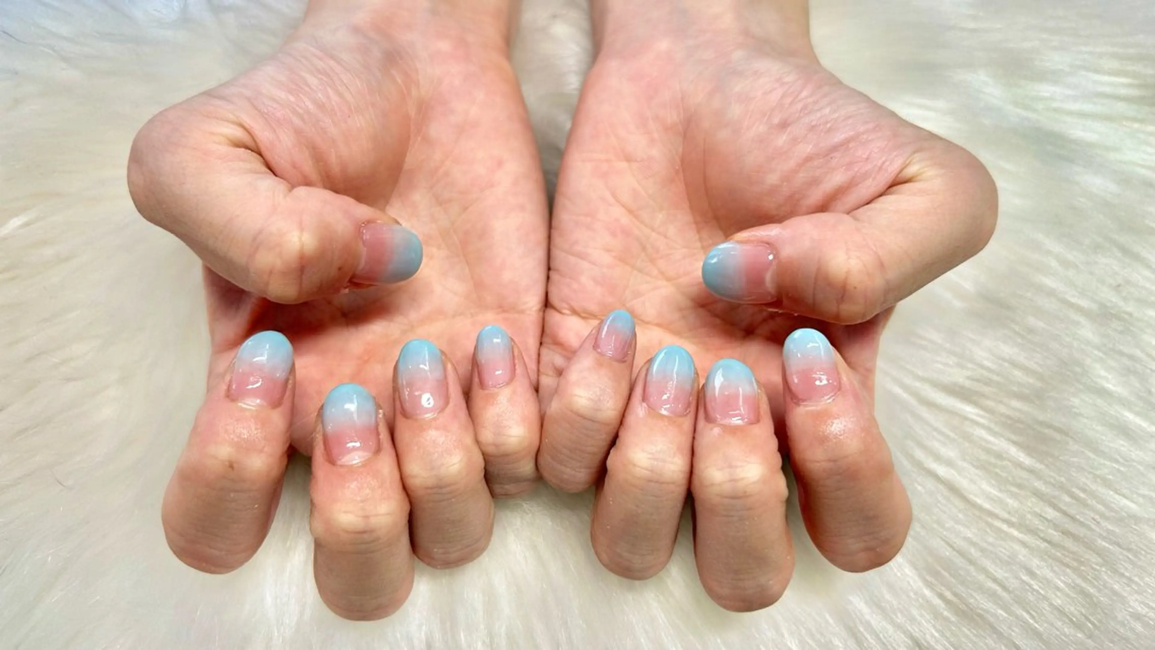 ネイル 二階堂 晴菜のネイルデザイン