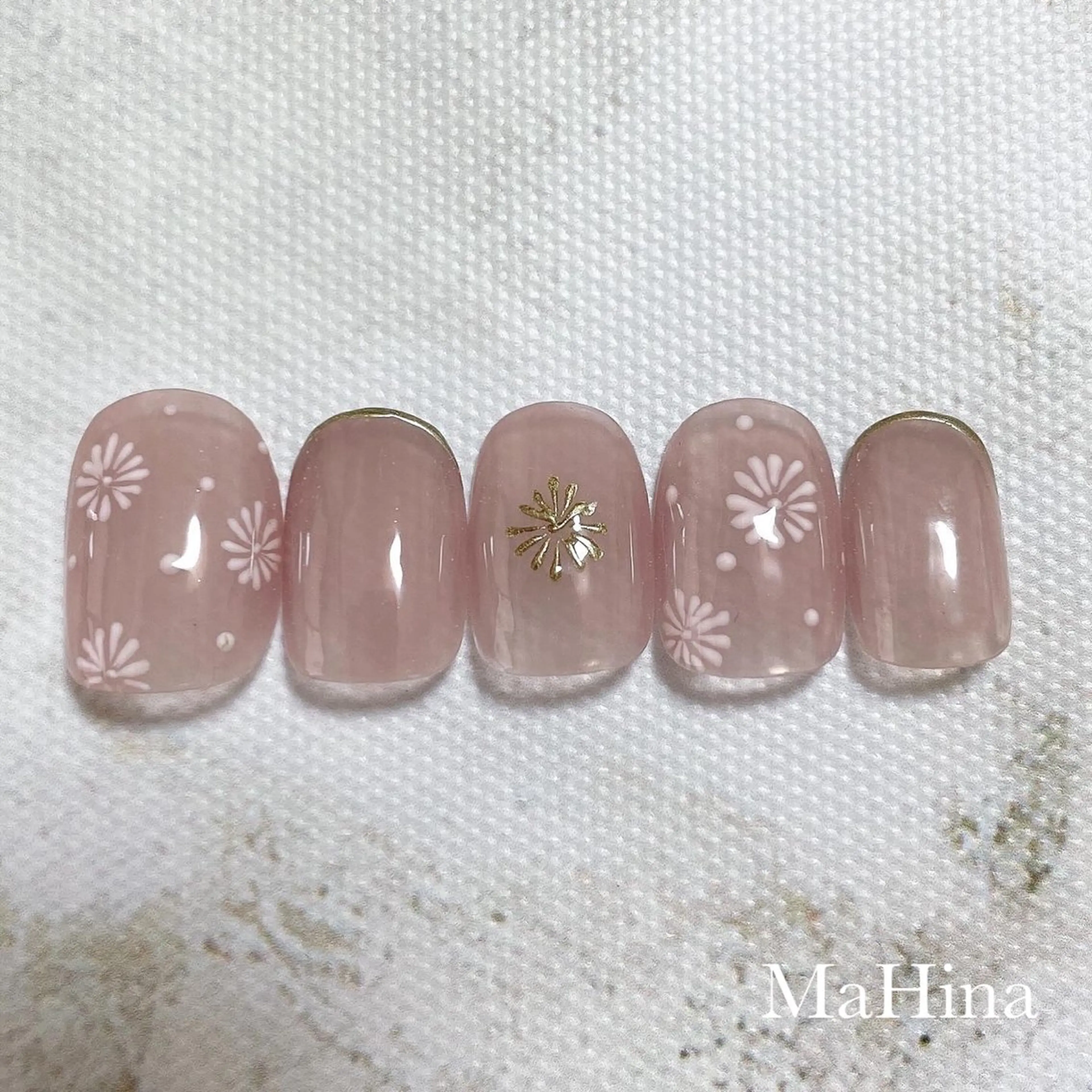 ネイル ハンドネイル MaHina🌙 salonのネイルデザイン