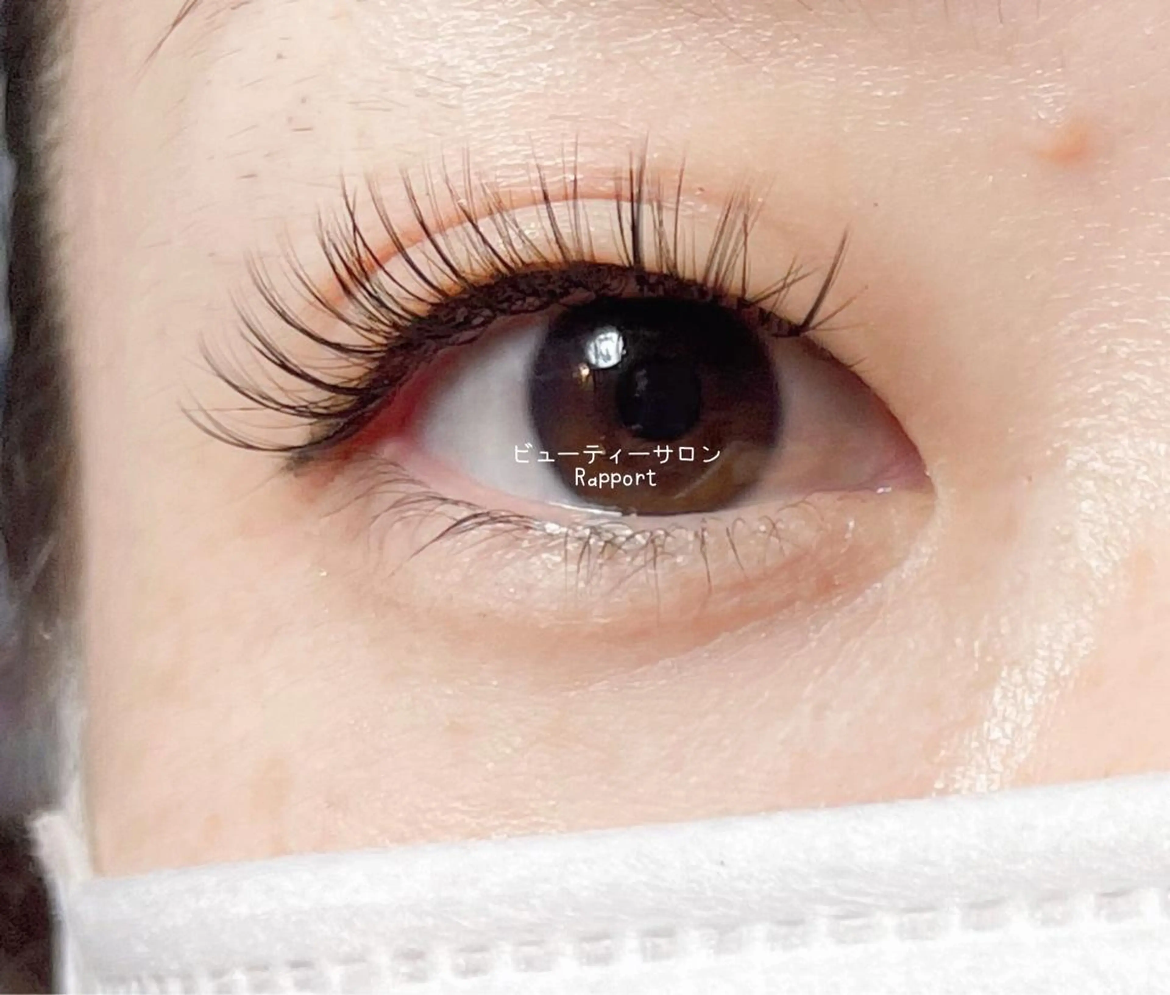 LEDエクステ100本までセーブル、フラット、カラーから選べます。  毛の種類の追加料金掛かりません。他店付け足しOKの写真