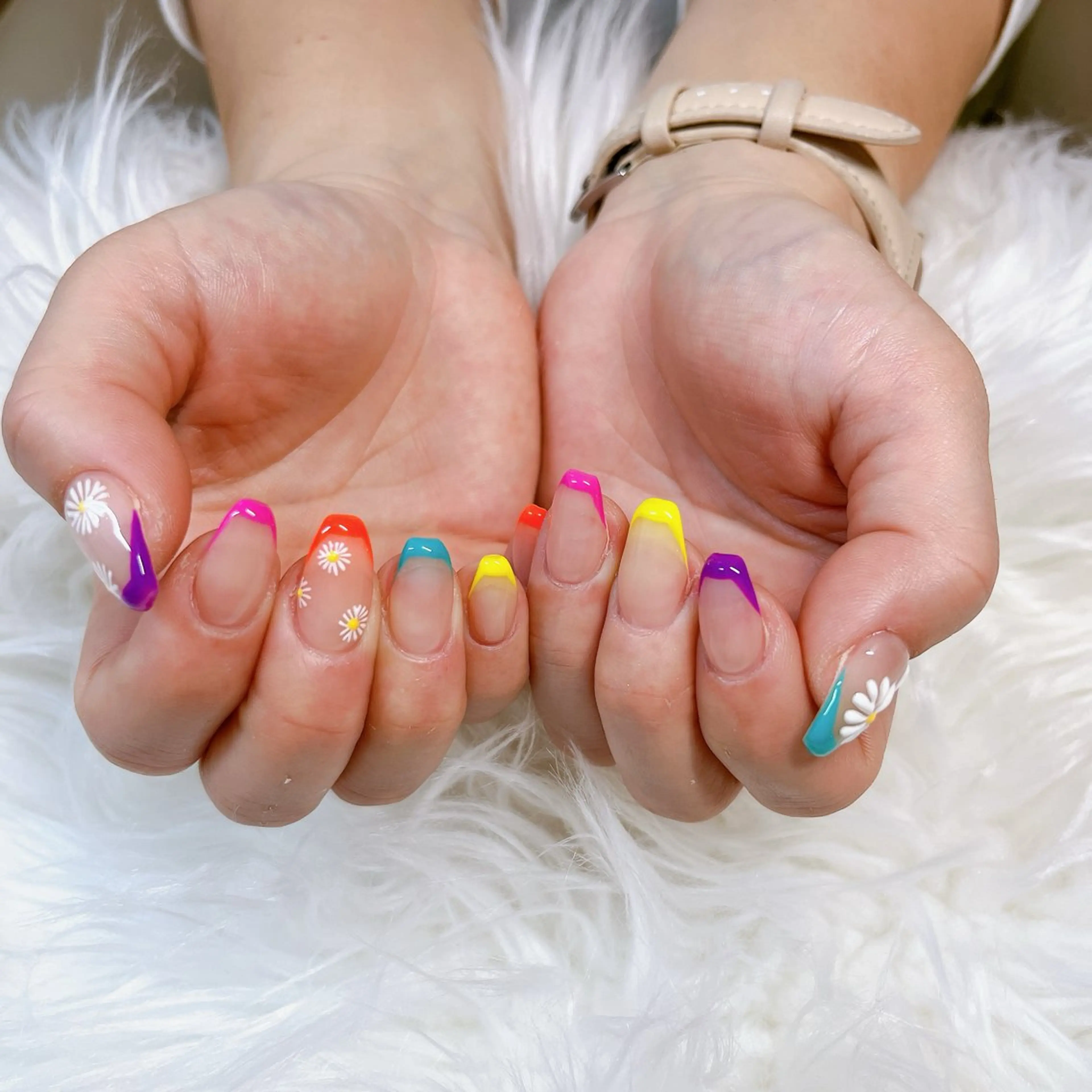 ネイル ハンドネイル 根津 綾子のネイルデザイン