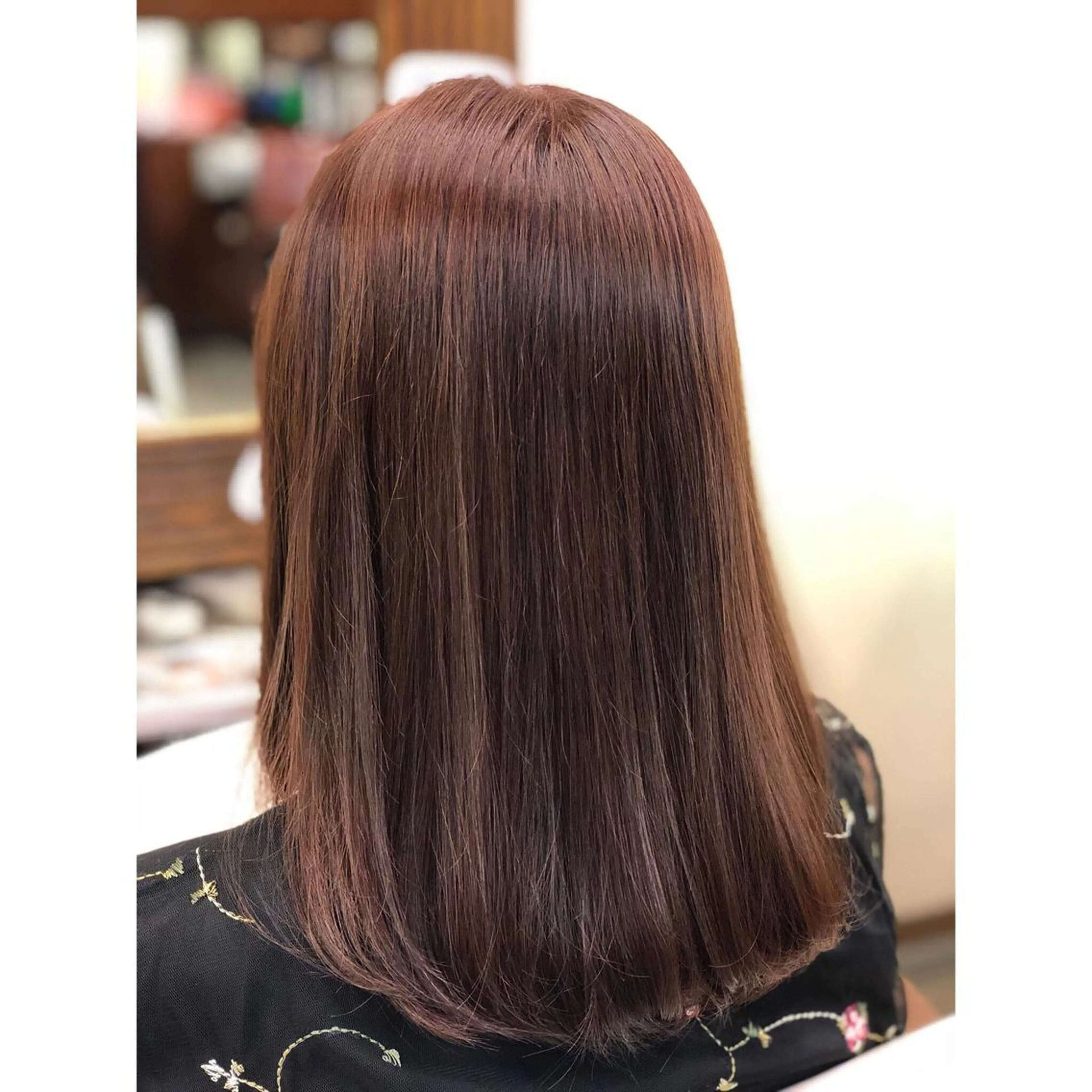 ミディアム カラー ベージュカラー ピンクカラー パーソナルカラー診断 できます　木曽　主博のヘアスタイル