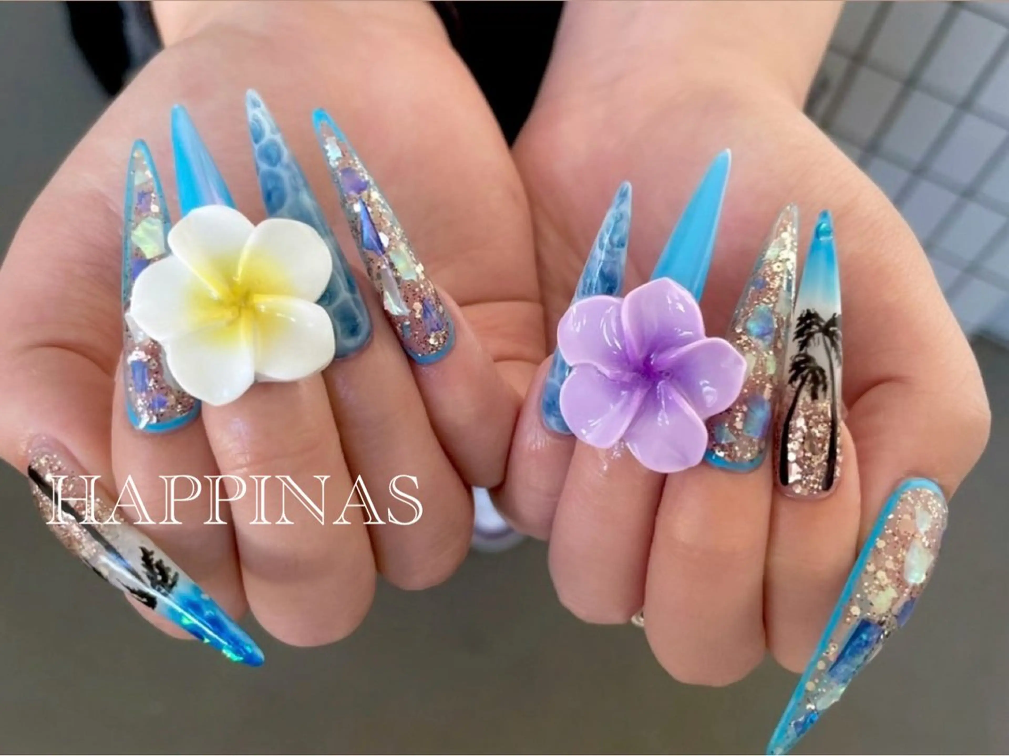 ネイル アートネイル グラデーション キラキラネイル ラメ(グリッター) ラメグラデーション ハンドネイル HAPPINAS Jrネイリスト💅のネイルデザイン