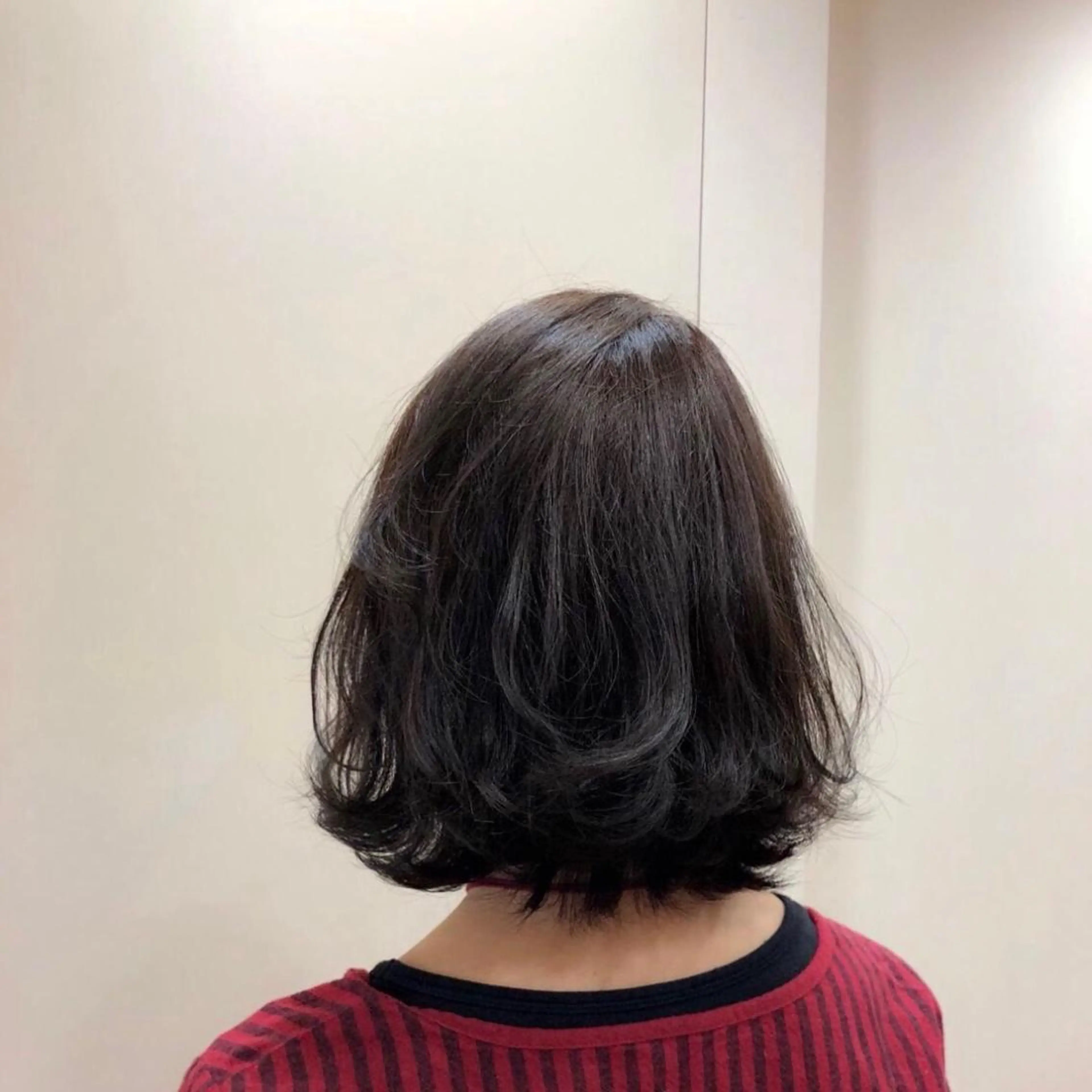 ミディアム カラー レイヤーと顔まわり 大好き❣️関口拓馬のヘアスタイル