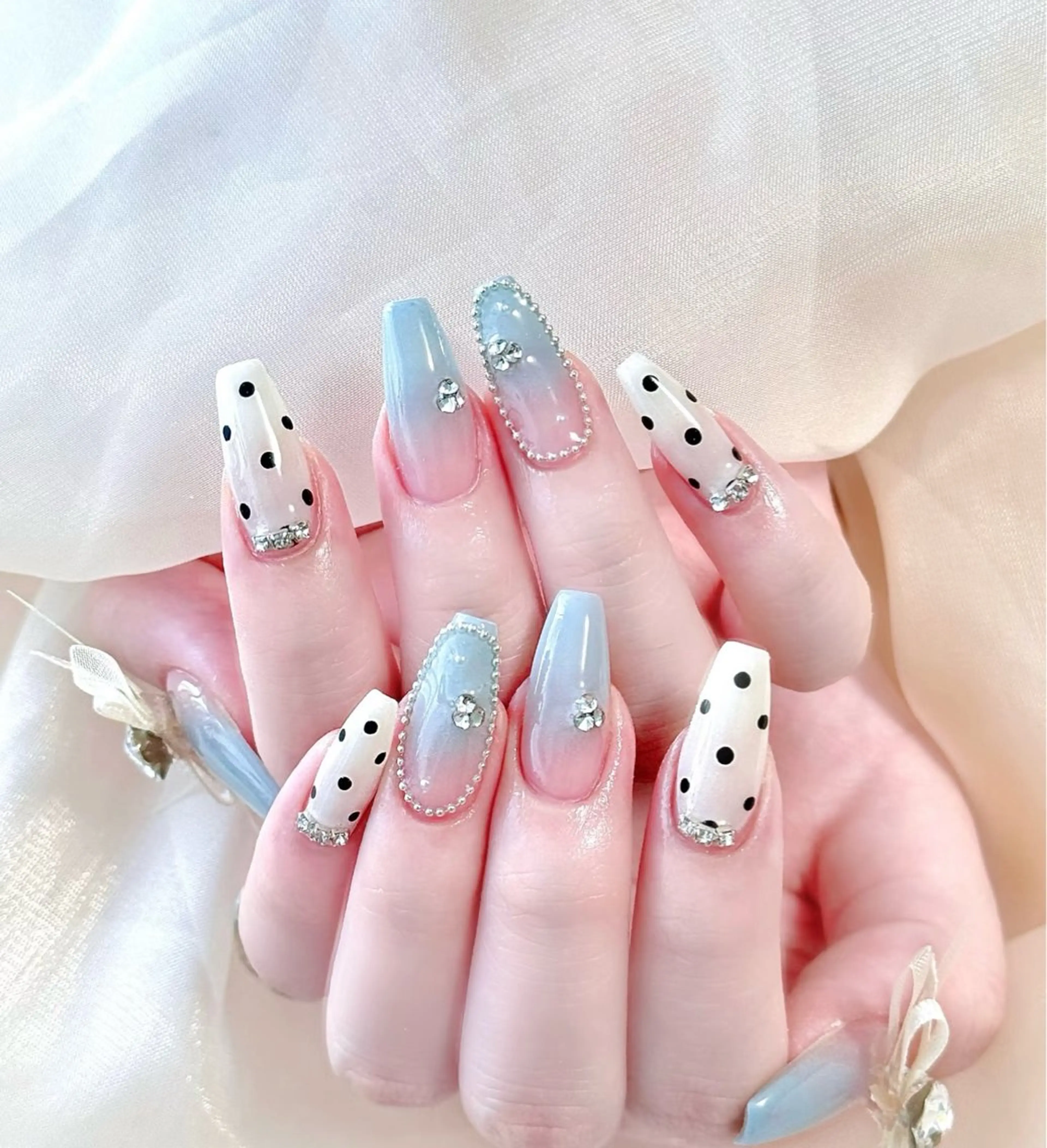 ネイル アートネイル フットネイル ジェルネイル マグネットネイル 持ち込み ハンドネイル B·U Nail大宮 長さだし専門店のネイルデザイン