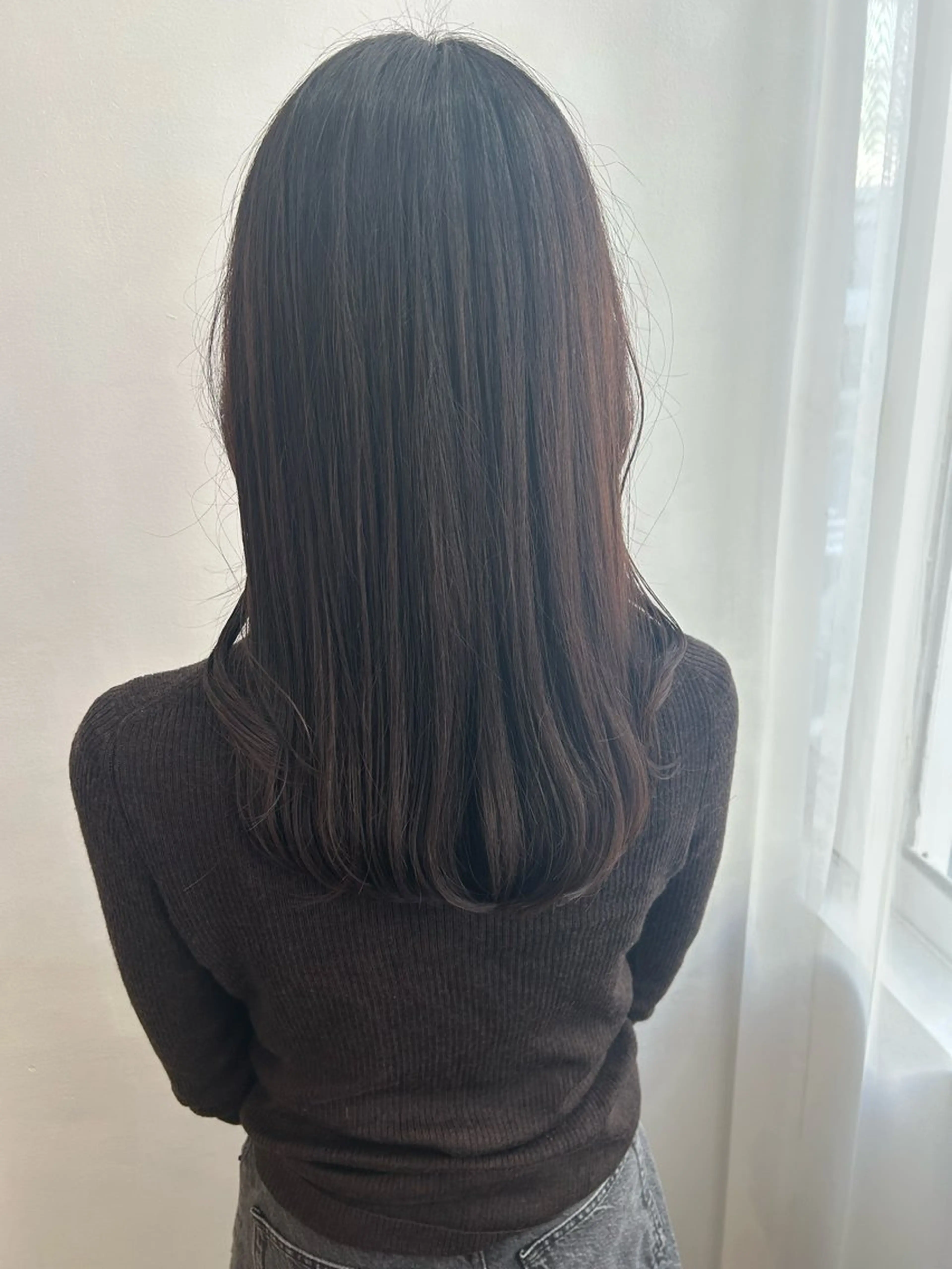 ロング 井上 葉月のヘアスタイル