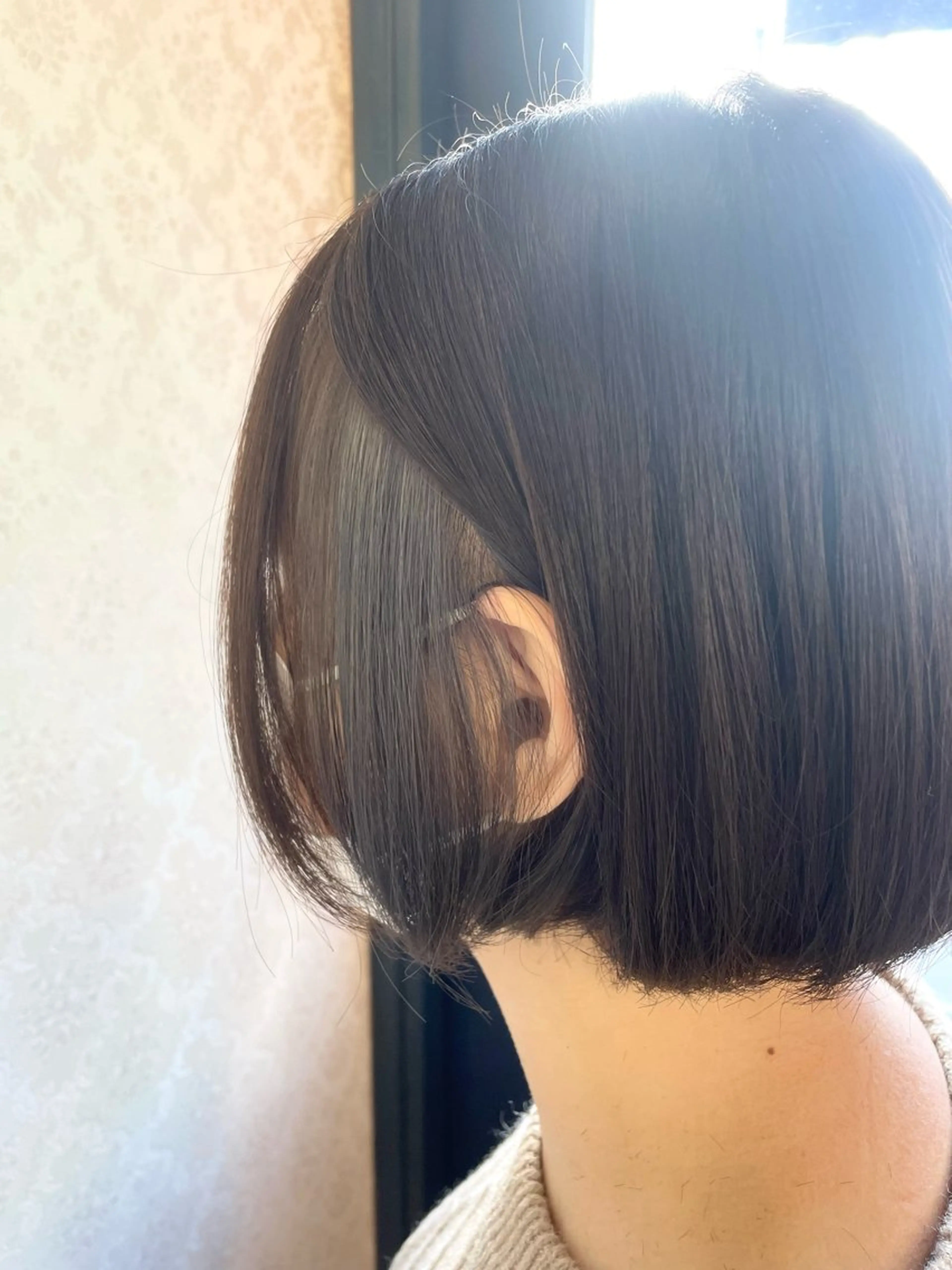 ショート カラー ヒヨシ ルナのヘアスタイル