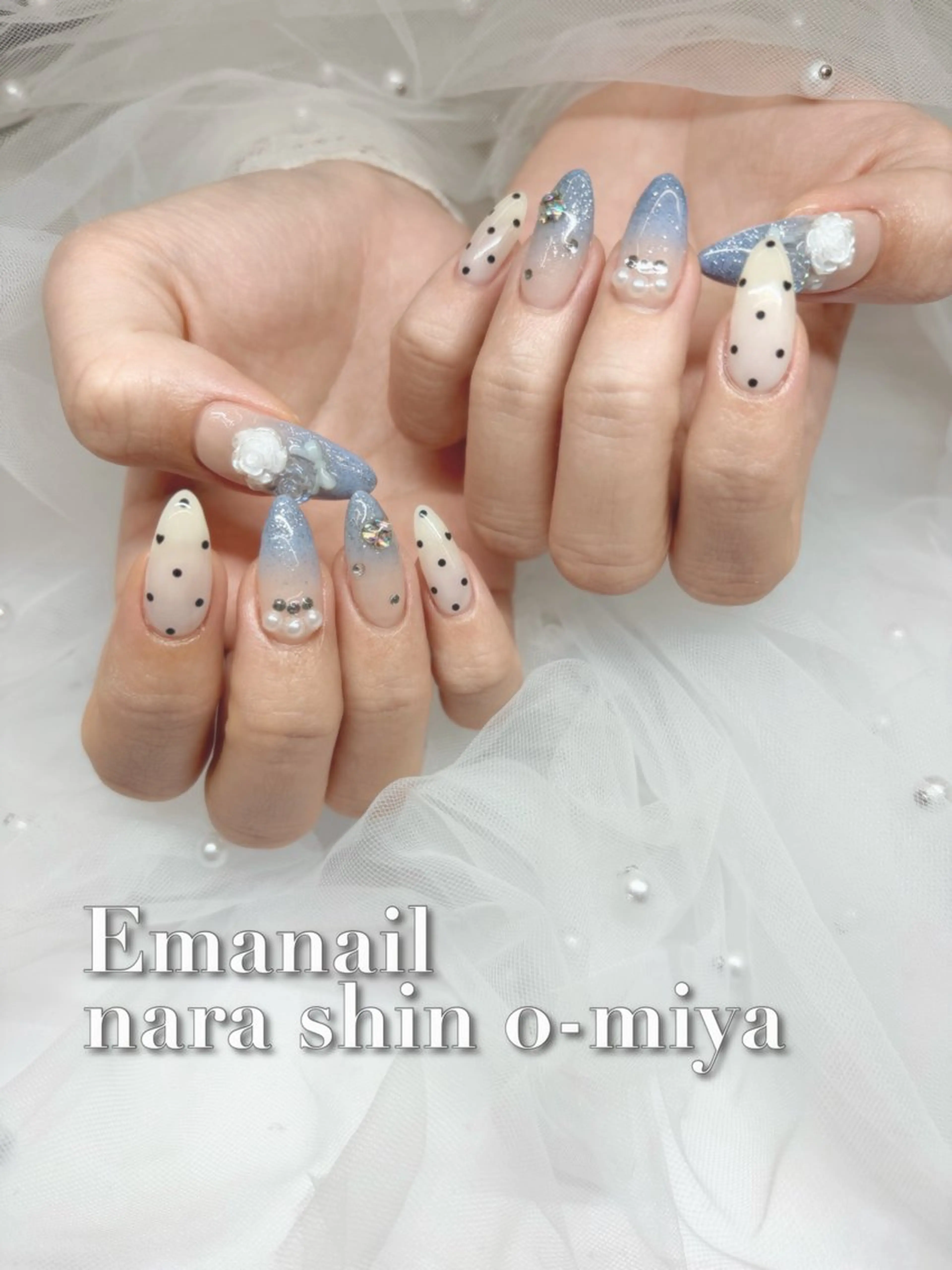 セミロング ハンドネイル Emanail🍑 momokaのネイルデザイン