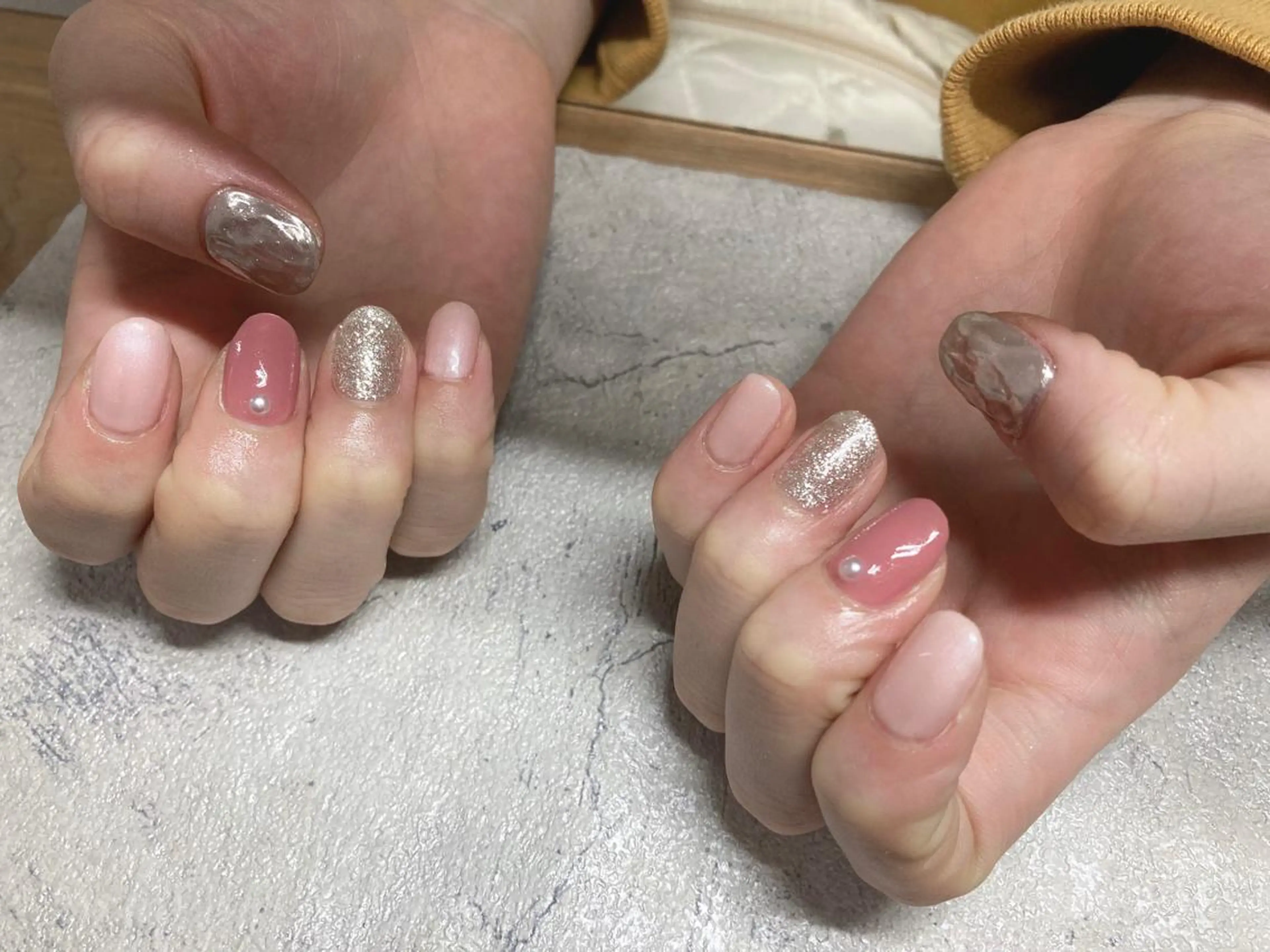 ネイル フットネイル ジェルネイル 韓国ネイル マグネットネイル ミラーネイル mogunail &blowのネイルデザイン