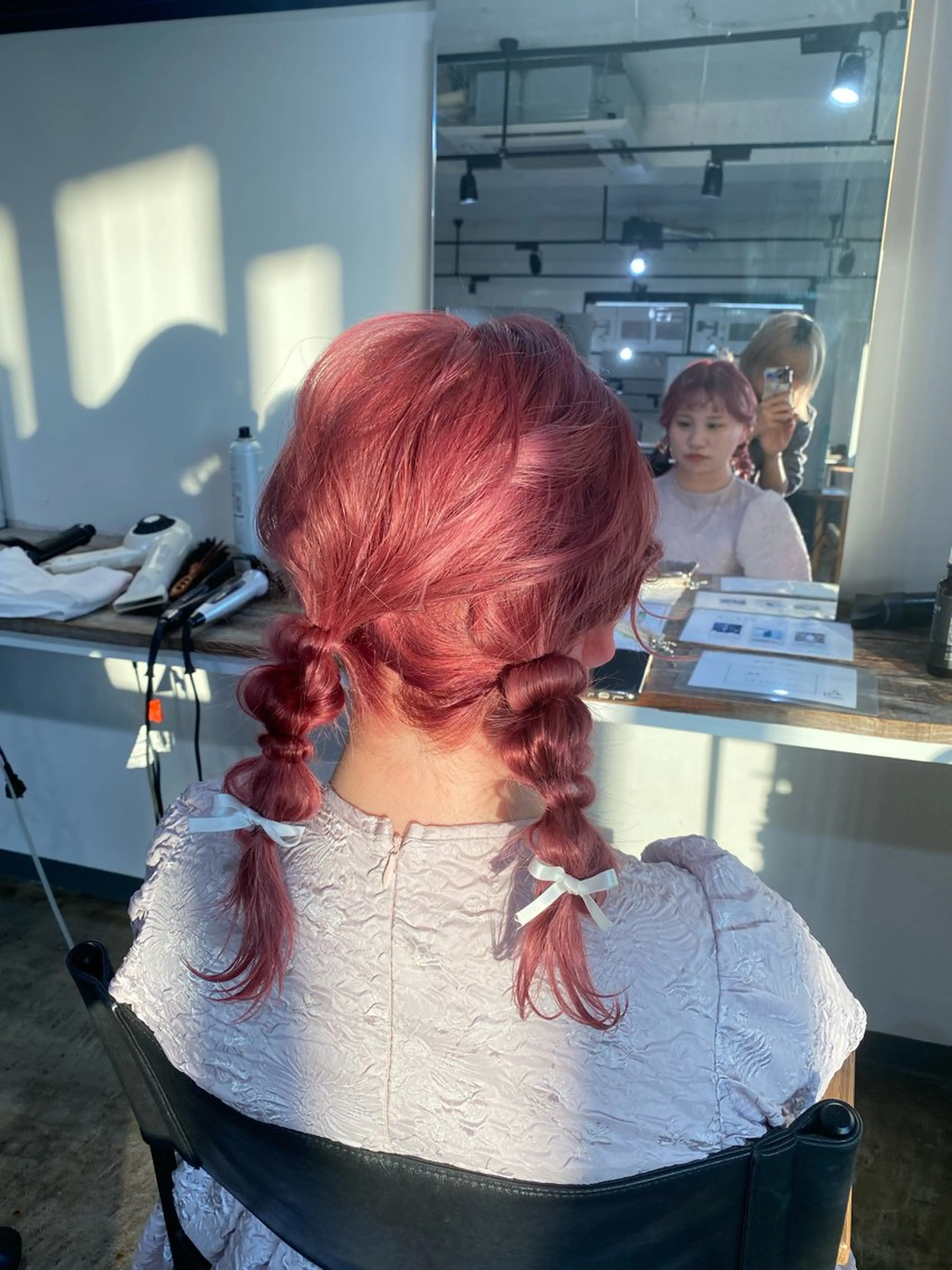 セミロング ヘアアレンジ 💫miyu💫デザ インカラー/アレンジのヘアスタイル