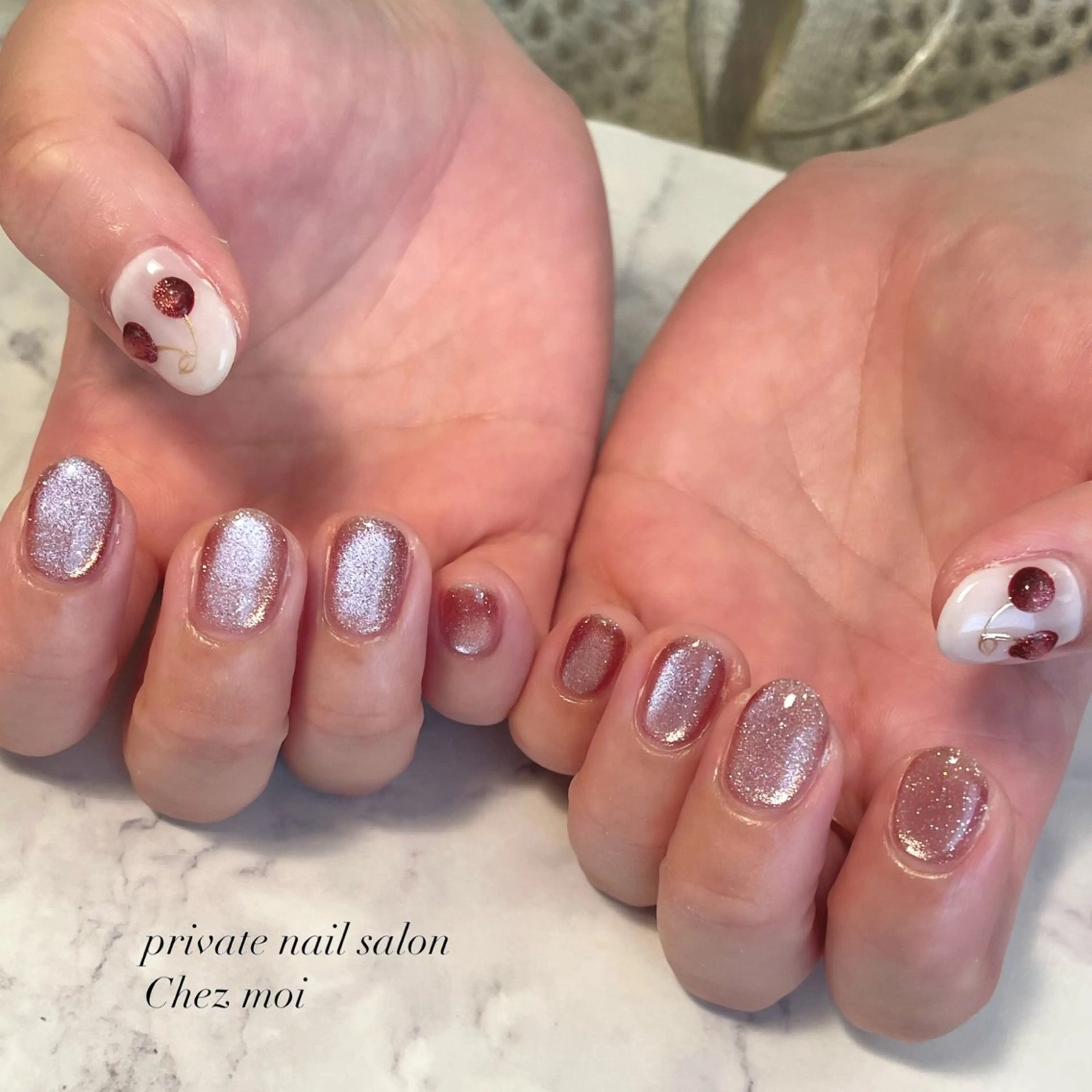 ネイル KOMINE TOMOKOのネイルデザイン