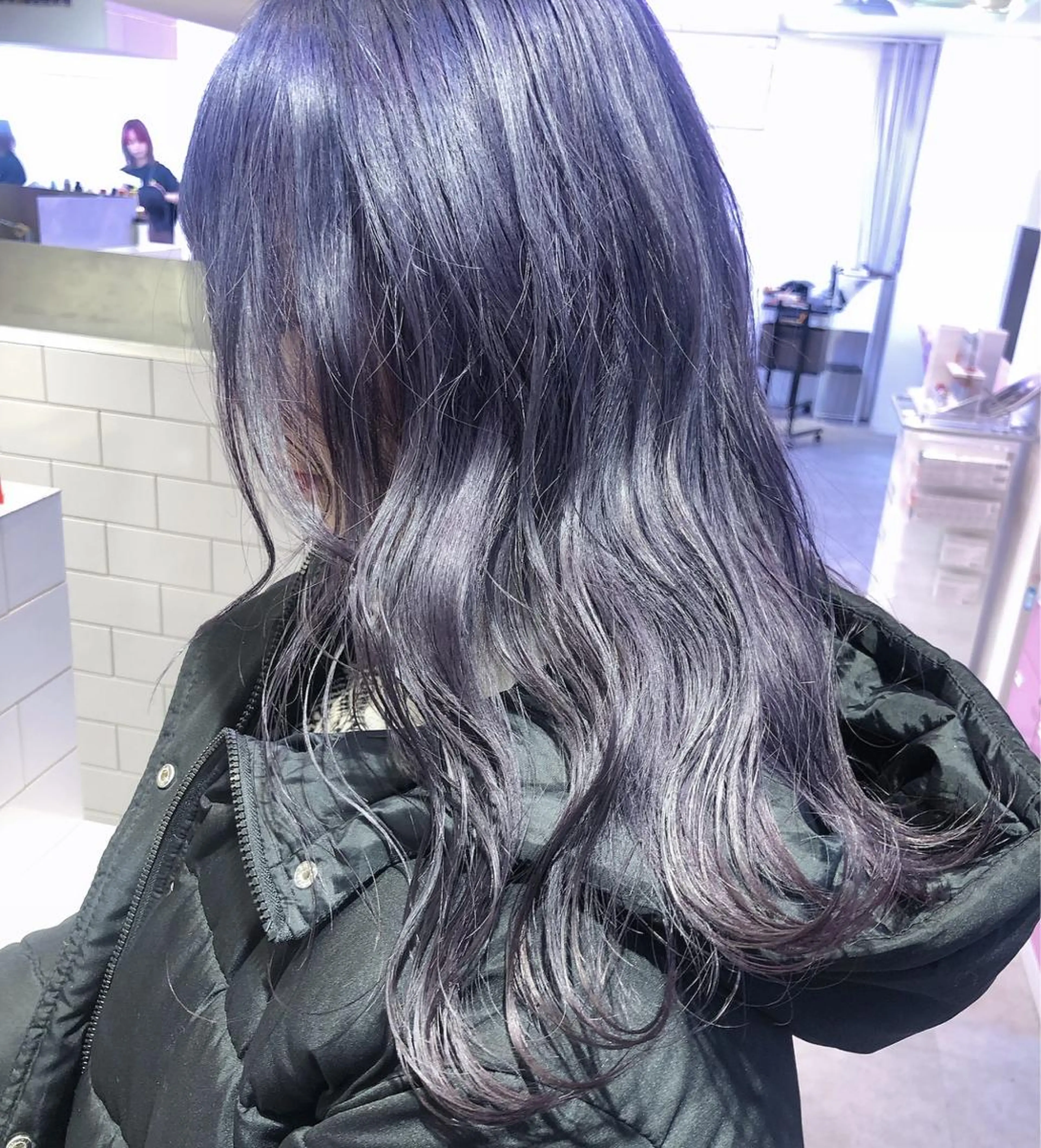 ロング カラー ブリーチ ディープラベンダー ラベンダーカラー 透明感カラー× レイヤーカット✨高梨のヘアスタイル