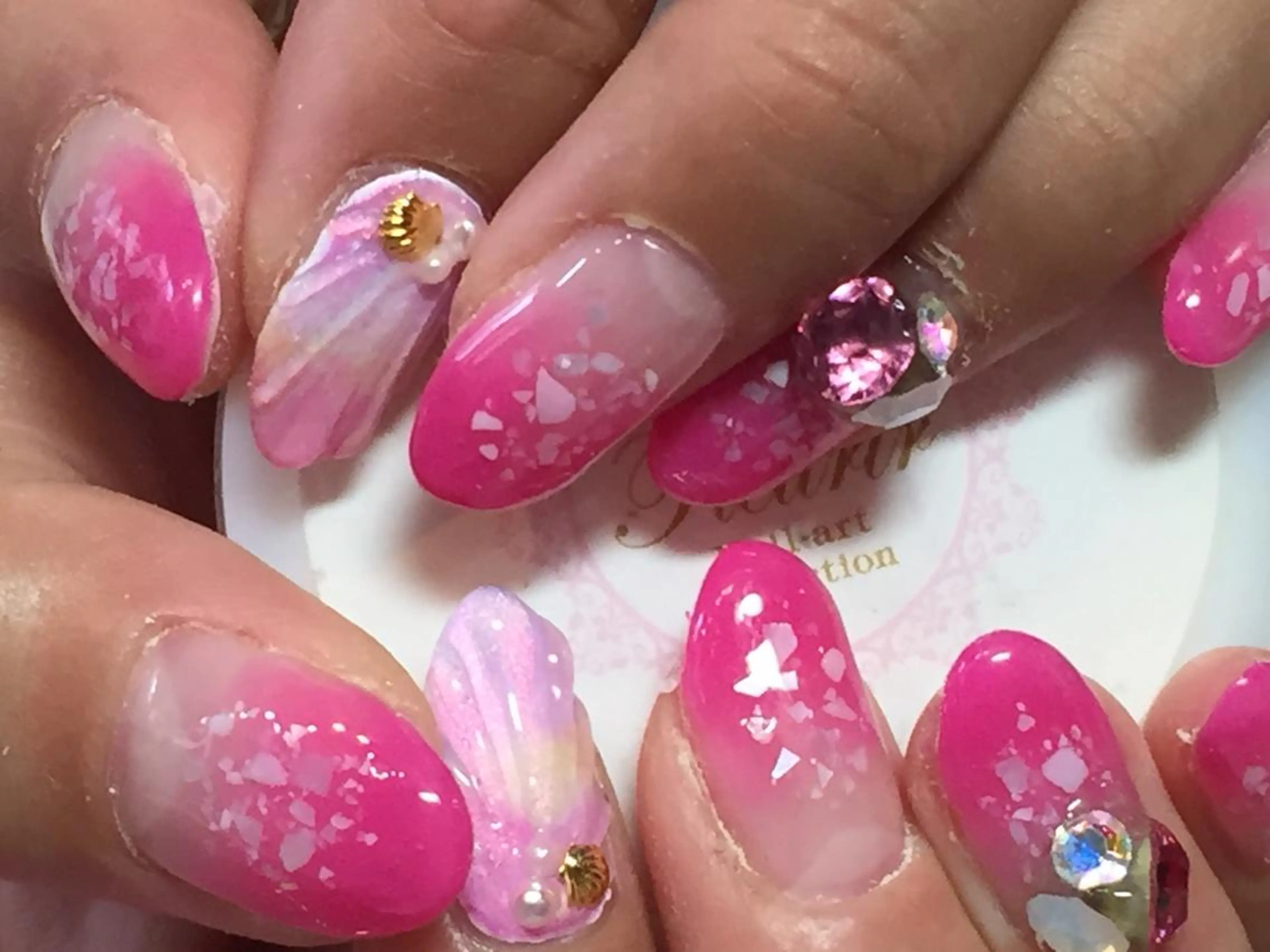 ネイル アクアライズ所属・アクア ライズのネイルデザイン