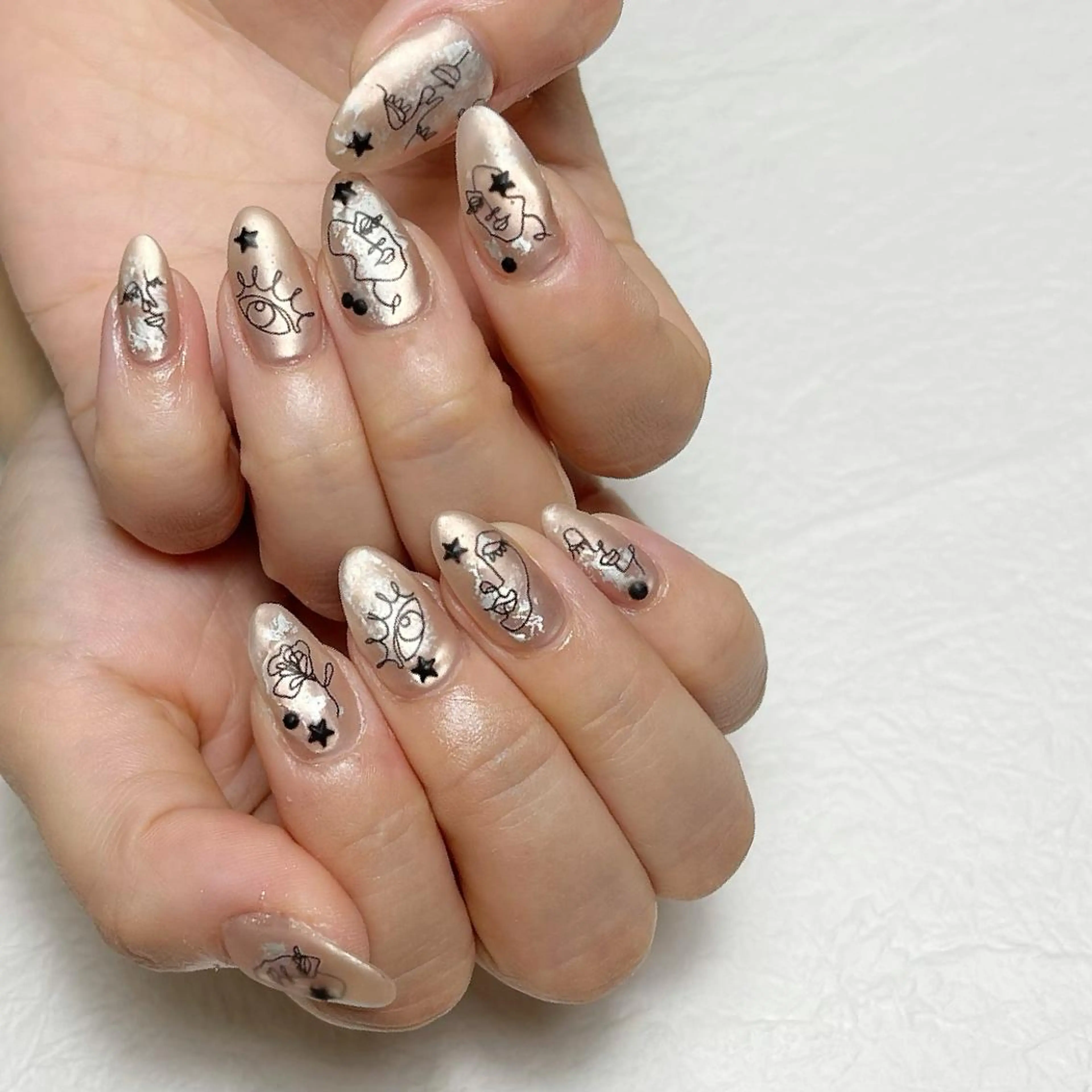 ネイル アートネイル ジェルネイル キラキラネイル ミラーネイル ニュアンスネイル Y nail なんば堀江店のネイルデザイン