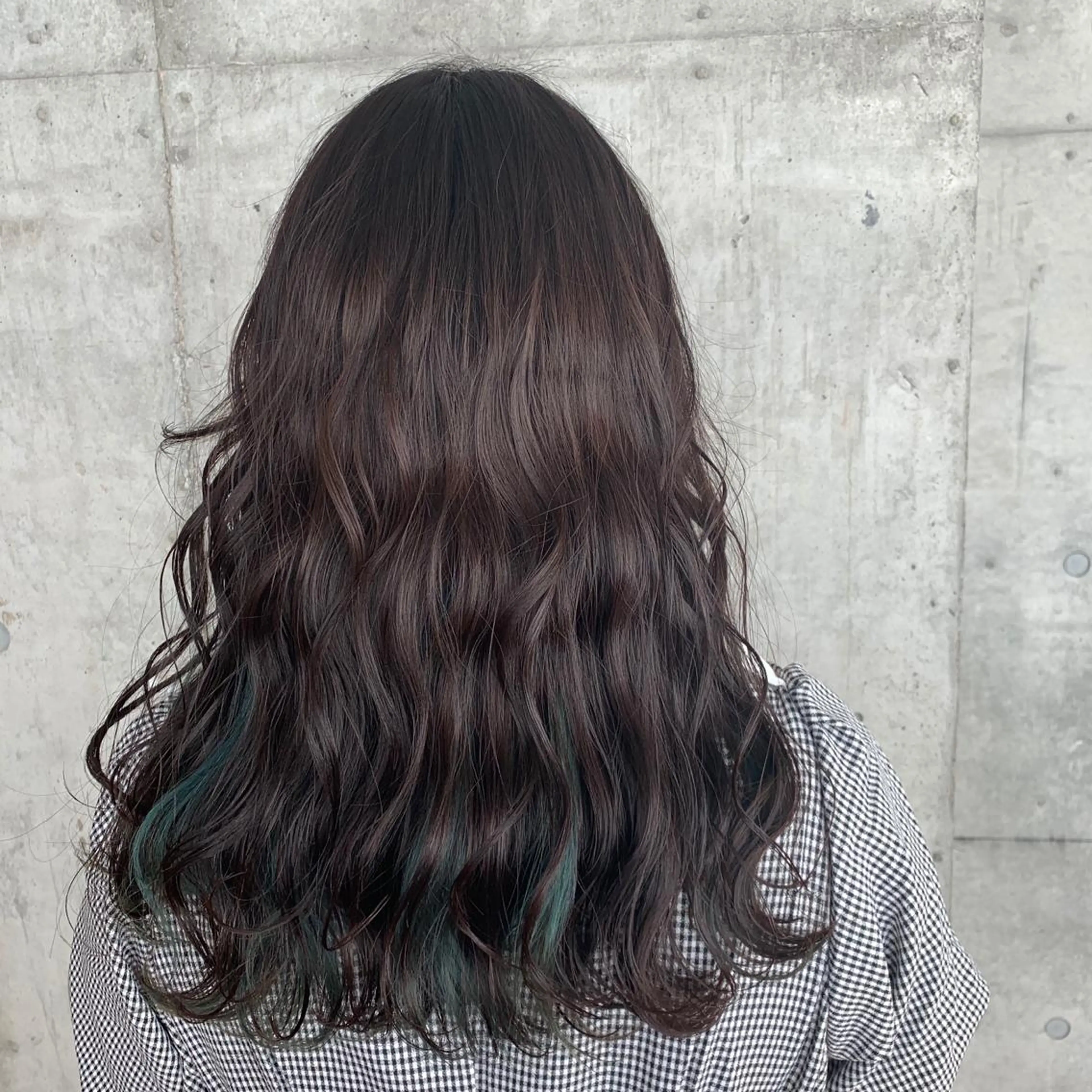 セミロング 🌷横浜/レイヤー /艶カラー🌷のヘアスタイル