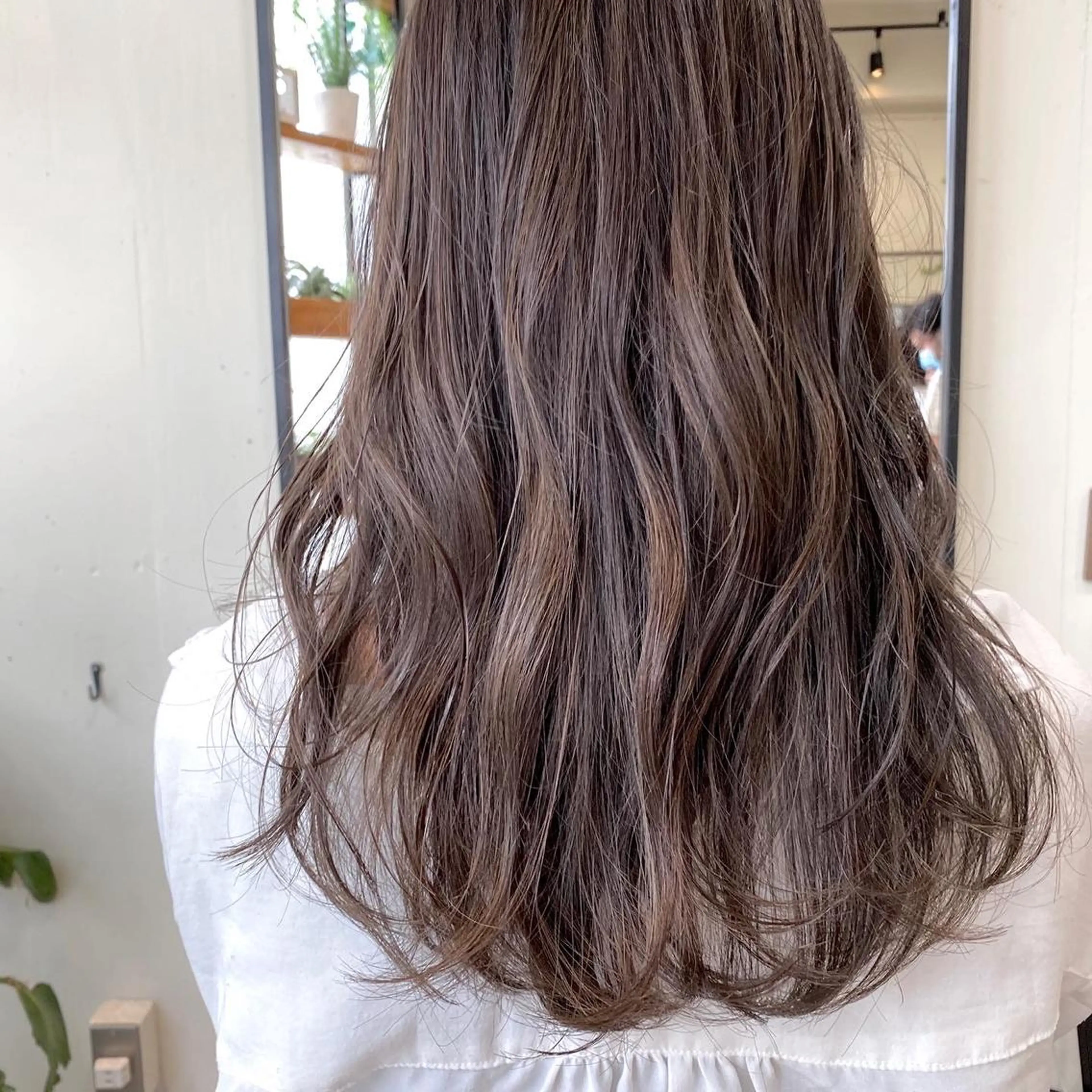 セミロング カラー ヘアアレンジ カット ヘアカラー トリートメント ヘッドスパ 【ダメージレス施術】 【透明感】北村 拓也のヘアスタイル