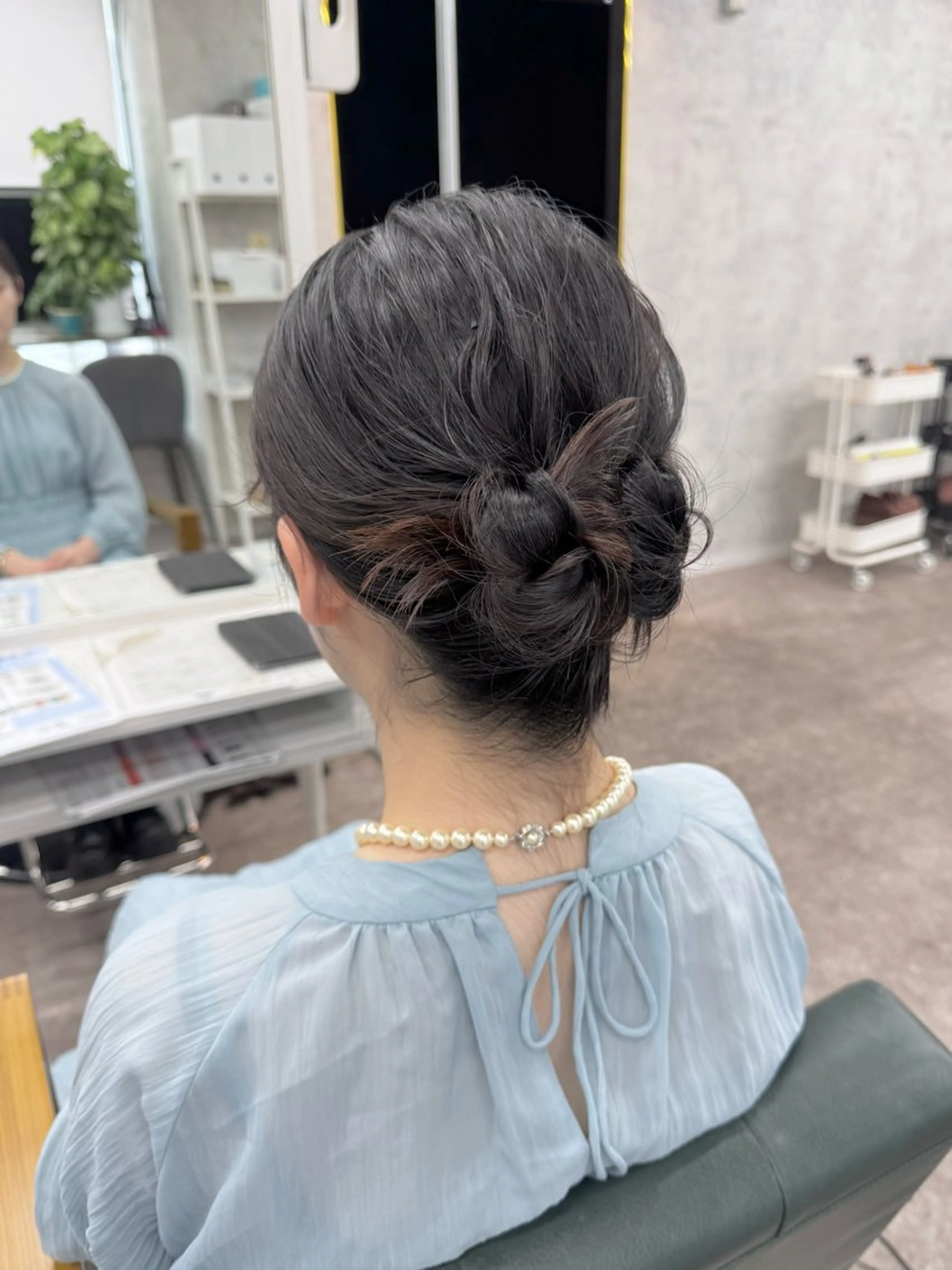 セミロング ヘアアレンジ JUNSHIN🦋 ヘアセット／カラーのヘアスタイル