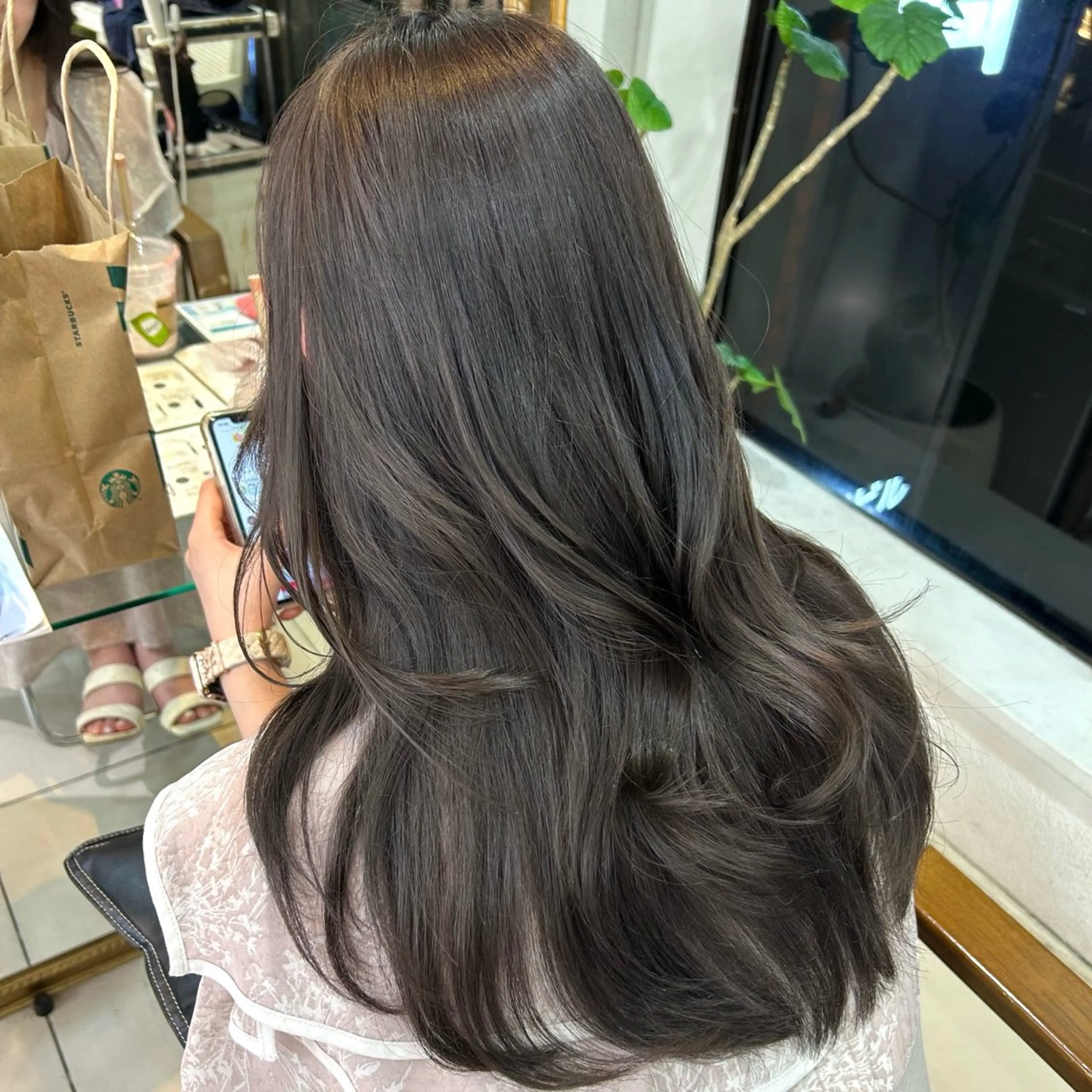 ロング カラー カット ヘアカラー トリートメント 透明感カラー 古山 結季🌙🖤のヘアスタイル