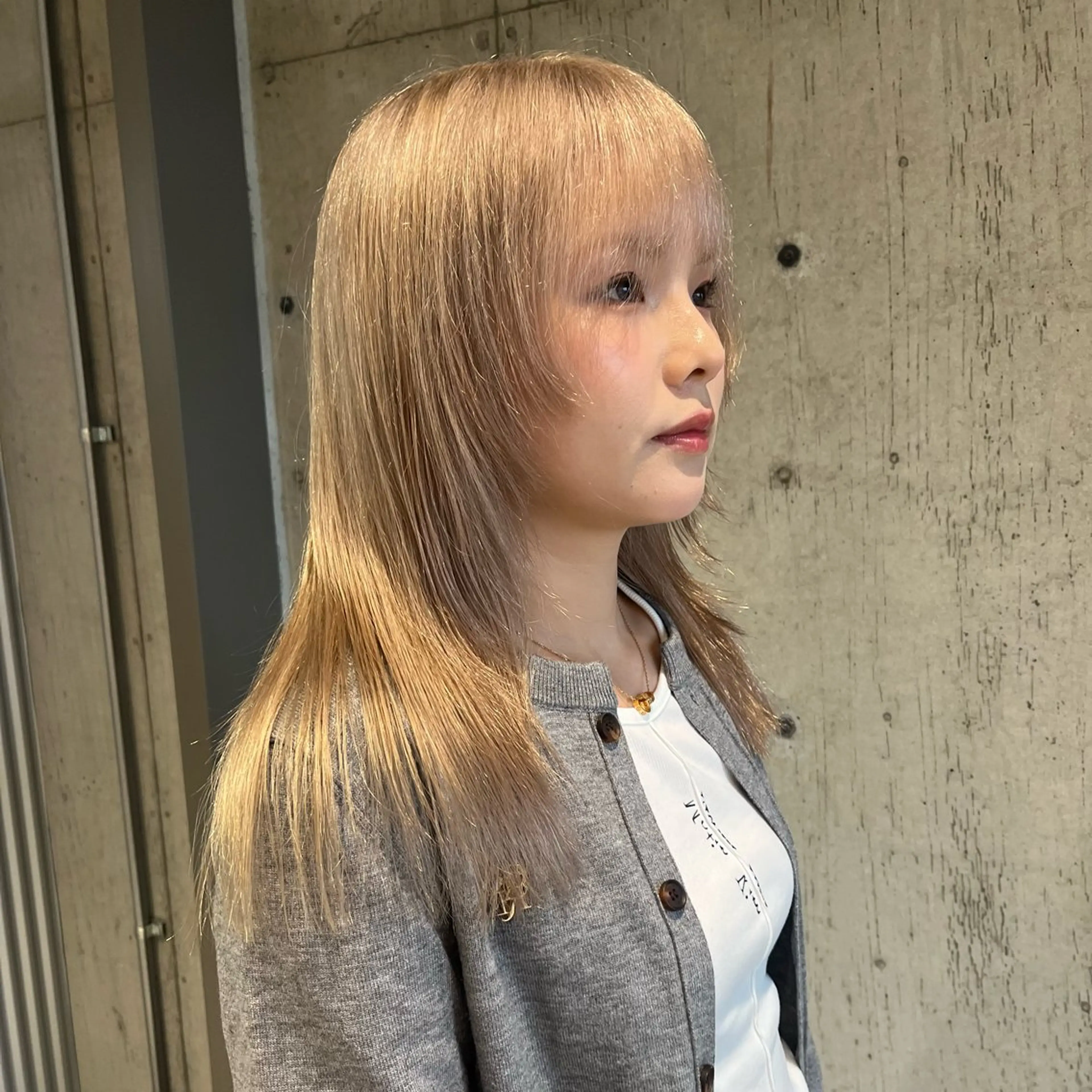 🐝育てるハイトーンコース🐝カット➕ダブルカラー➕3step美髪再生トリートメントの写真