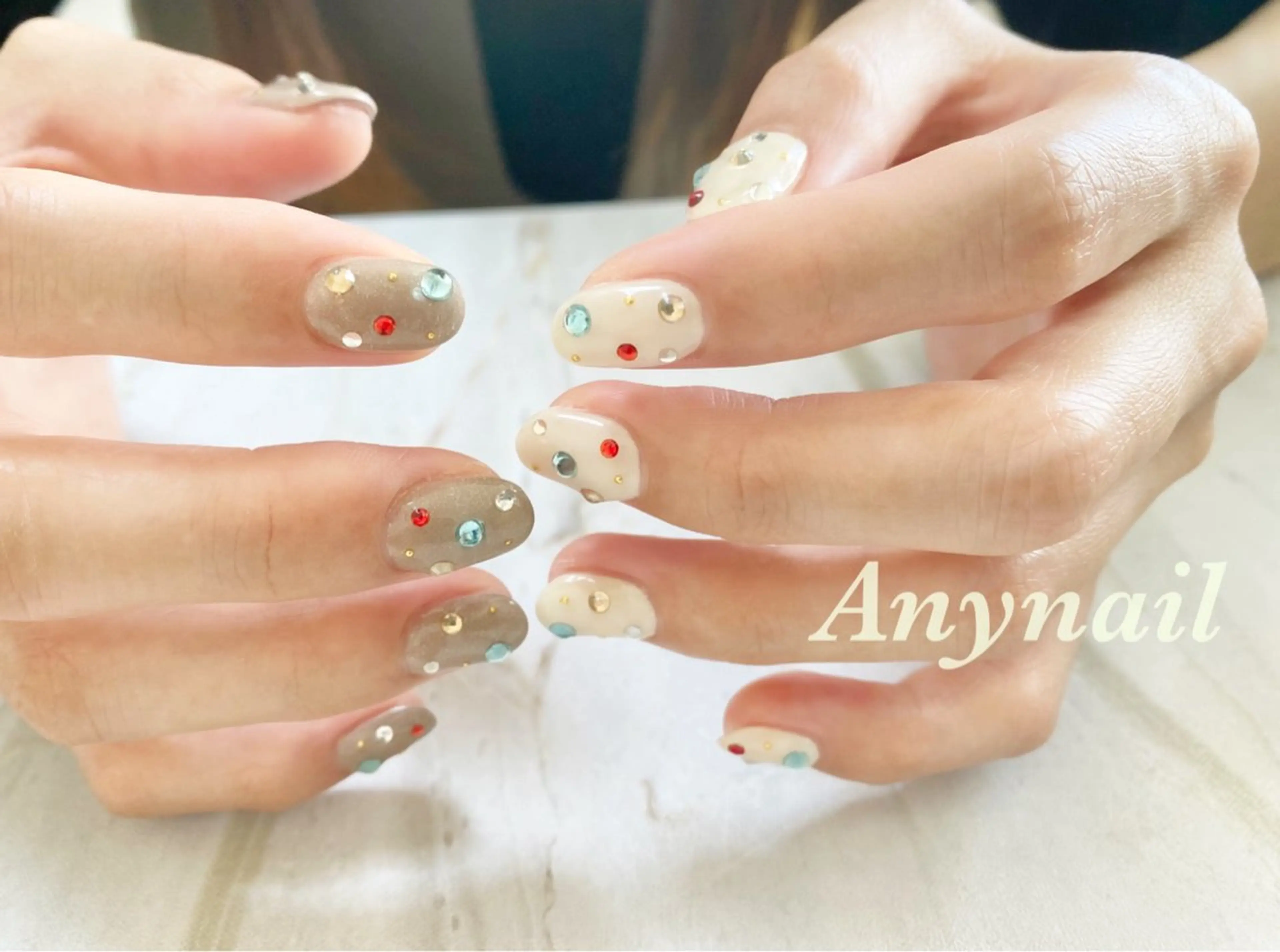 ネイル ブルー ジェルネイル ストーンネイル ハンドネイル 岩澤 恵子のネイルデザイン