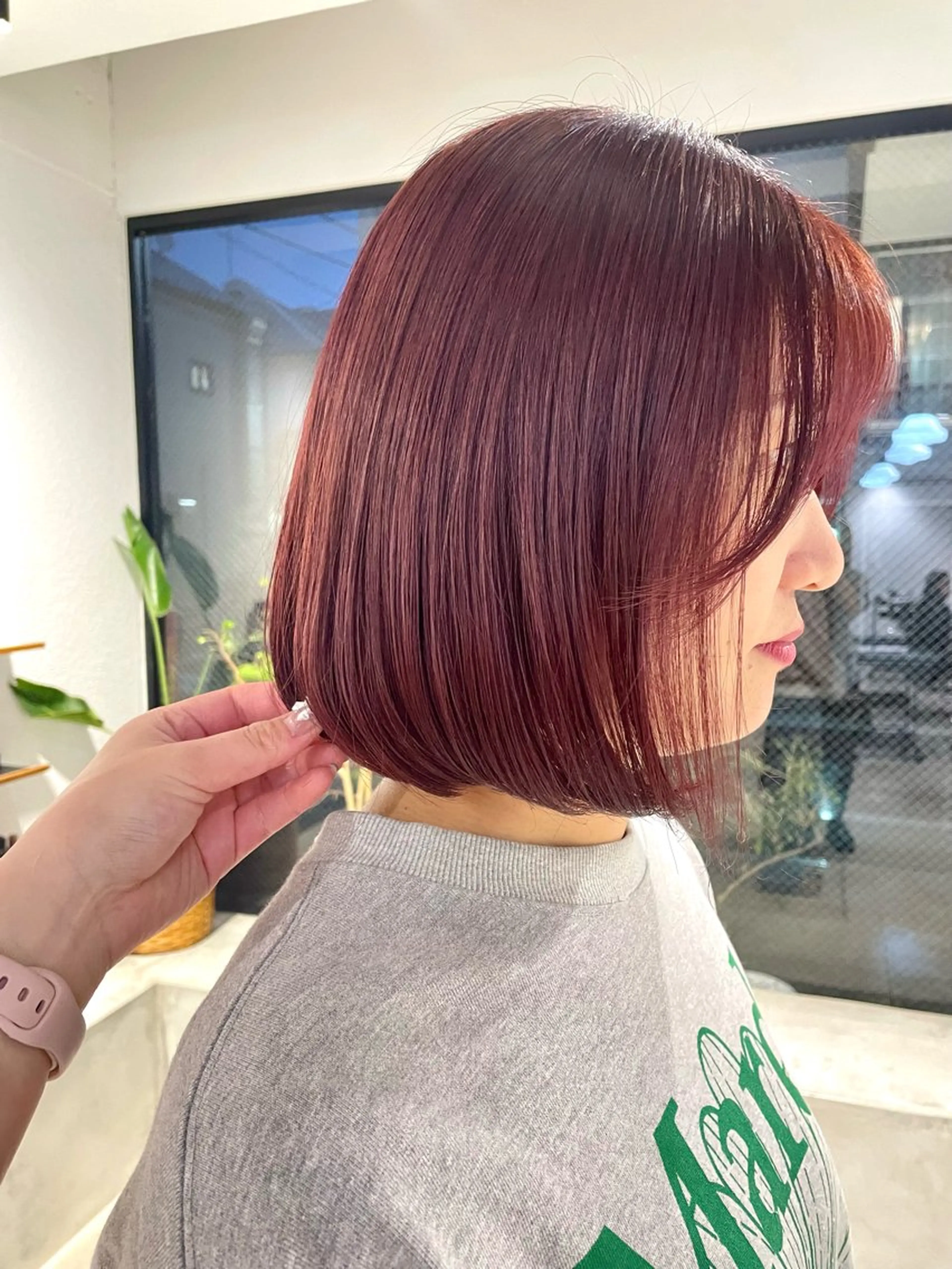 ミディアム カラー ピンクカラー 顔周りカット ユウナ🎀レイヤー/ 暖色カラーのヘアスタイル