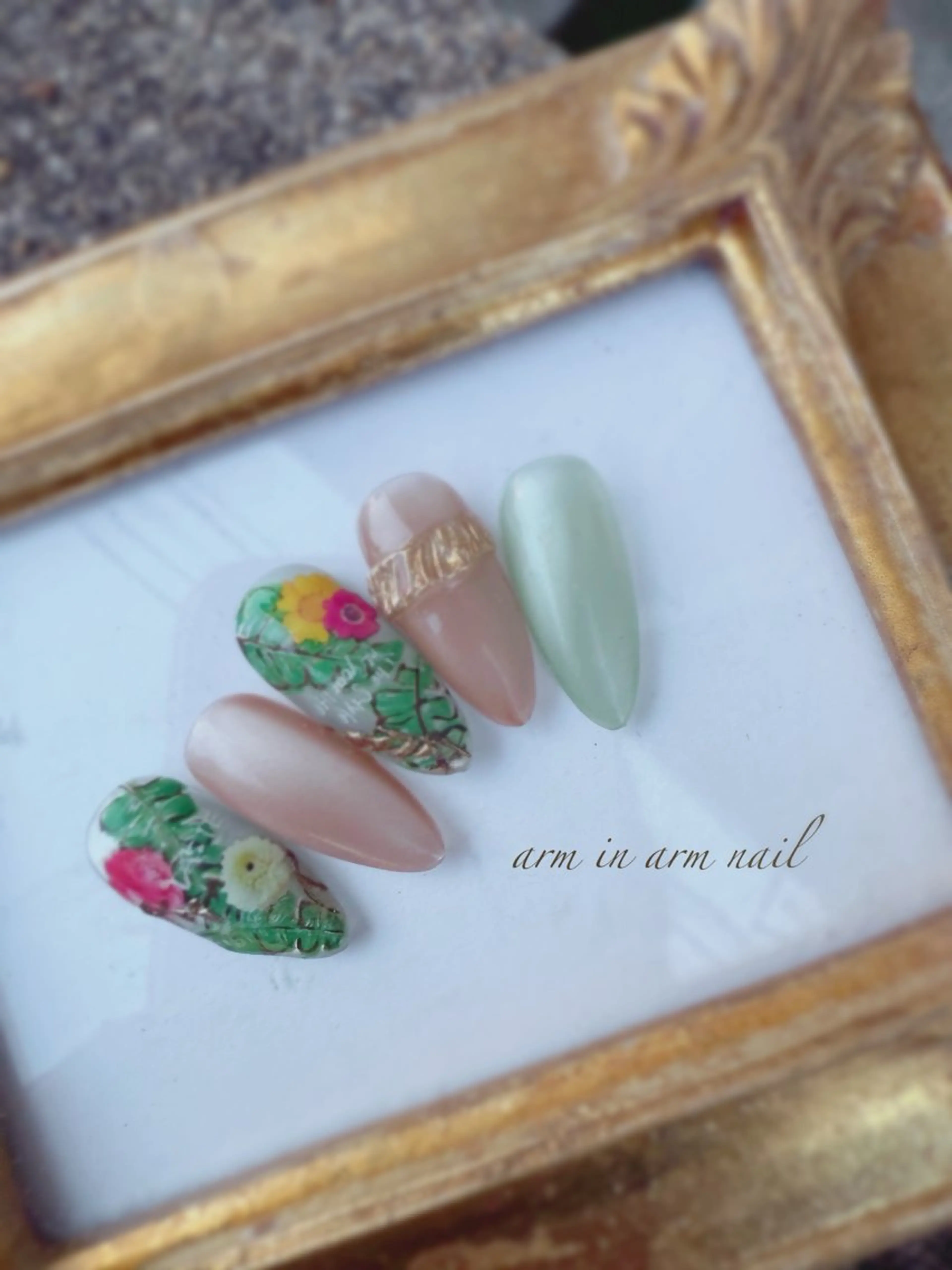 ネイル arm in arm ︎✿Yamamotoのマツエク・マツパデザイン