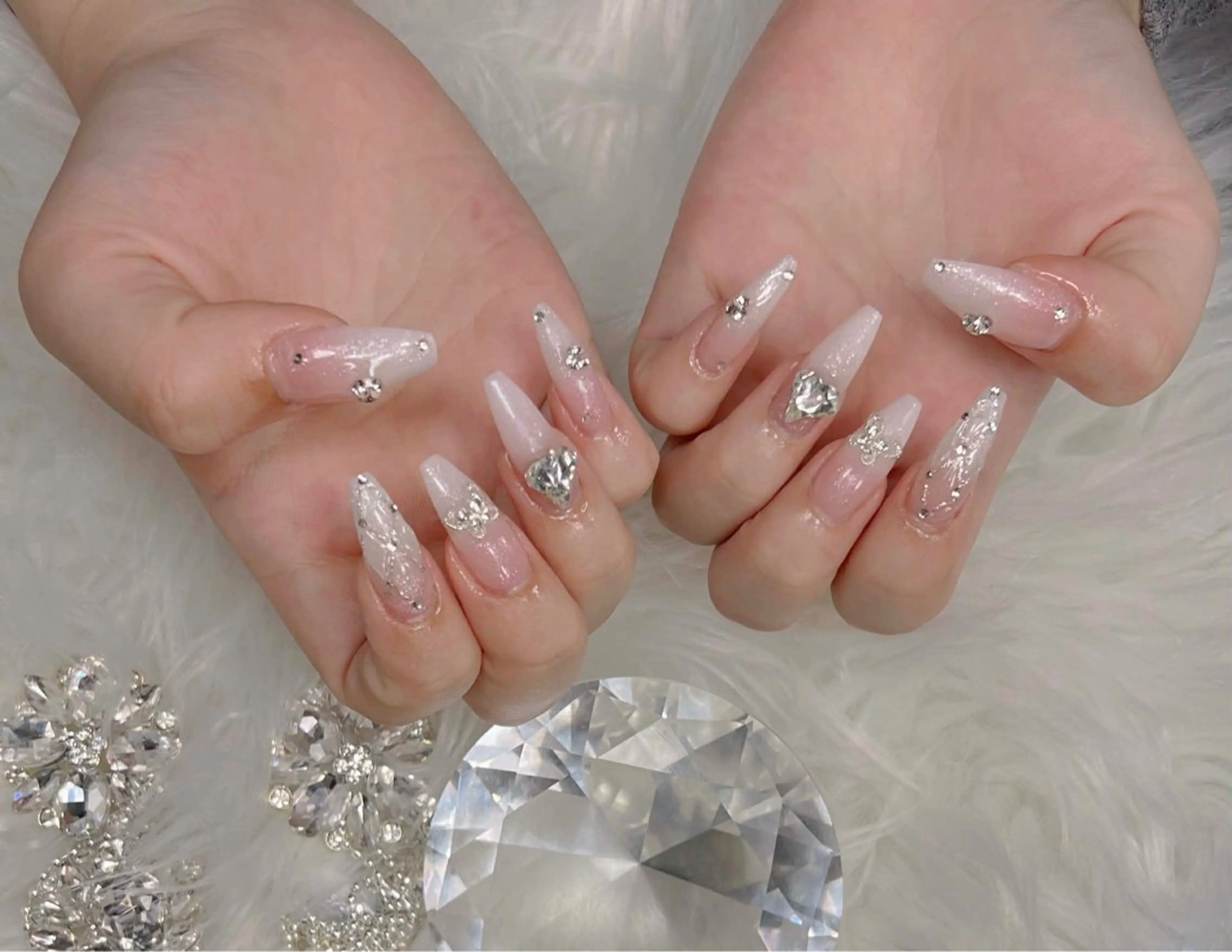 ネイル アートネイル オーロラネイル チークネイル 長さ出し フットネイル Miya_nail所属・Miya _nailのネイルデザイン