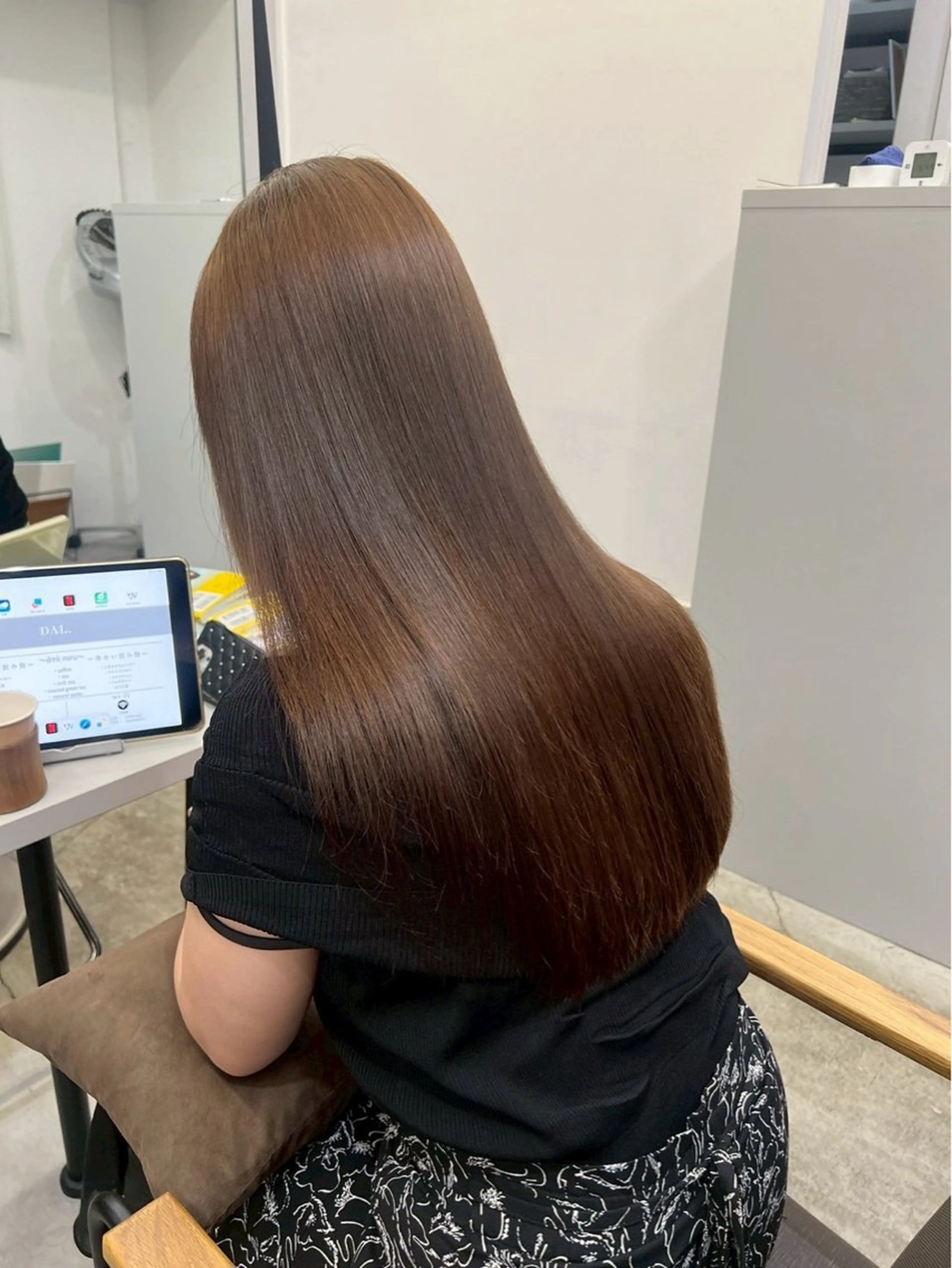 ロング パーマ 縮毛矯正 ハイトーンカラー が絶対可愛い✨泰聖✨のヘアスタイル