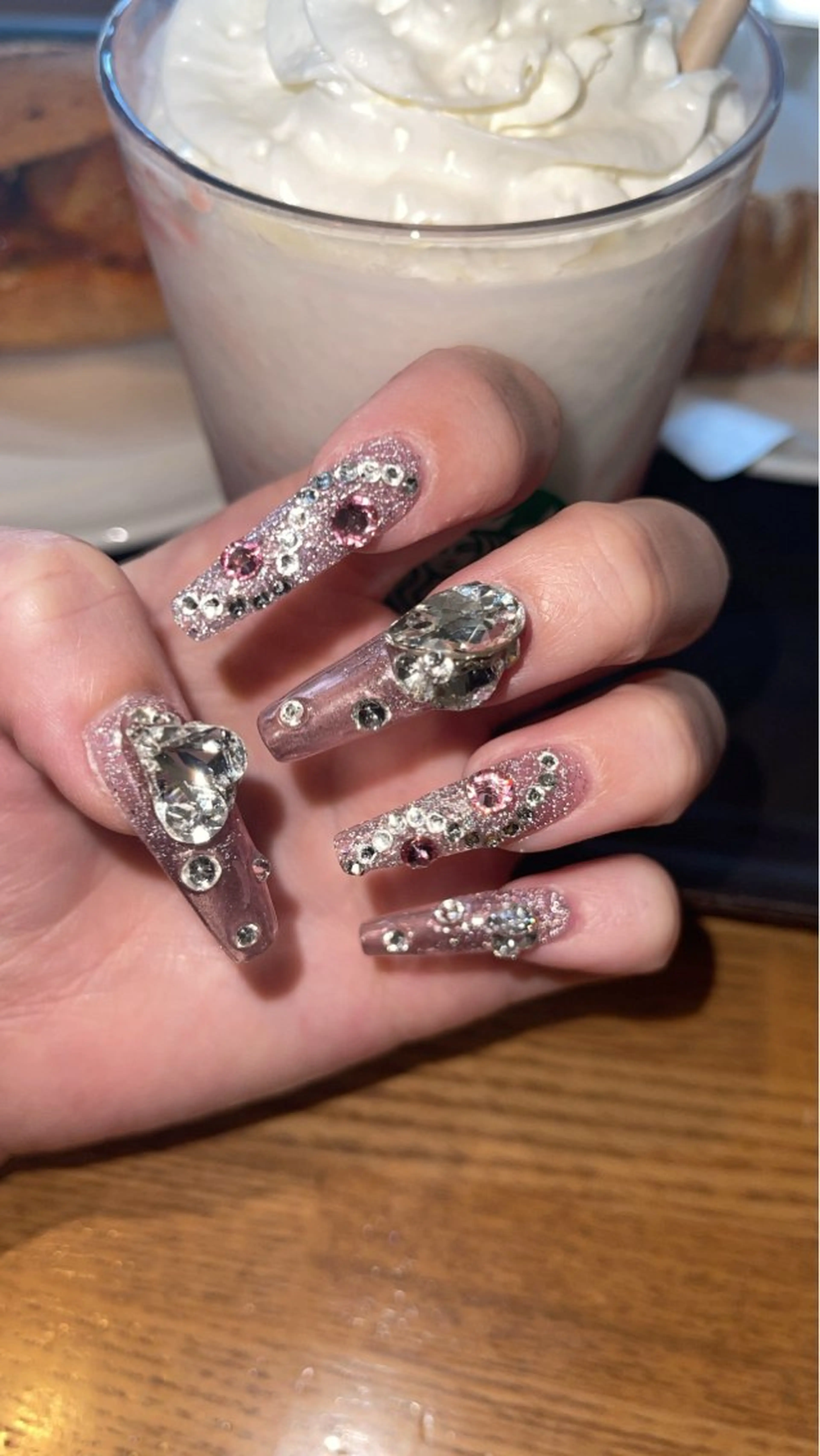 ネイル Nail Salon L'arc所属・☆Mèo ☆のネイルデザイン