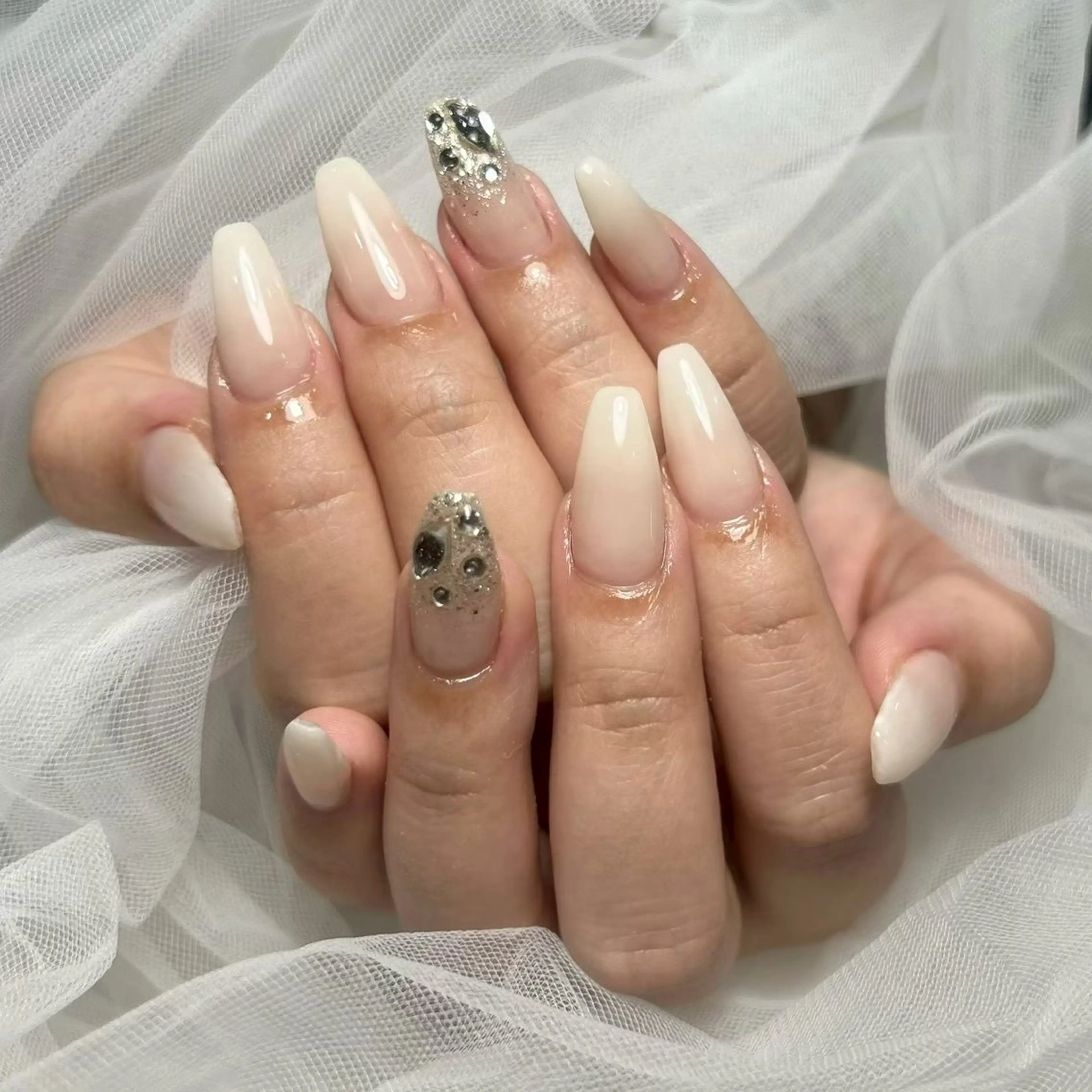 ネイル ハンドネイル EmaNail⟡.· Honokaのネイルデザイン