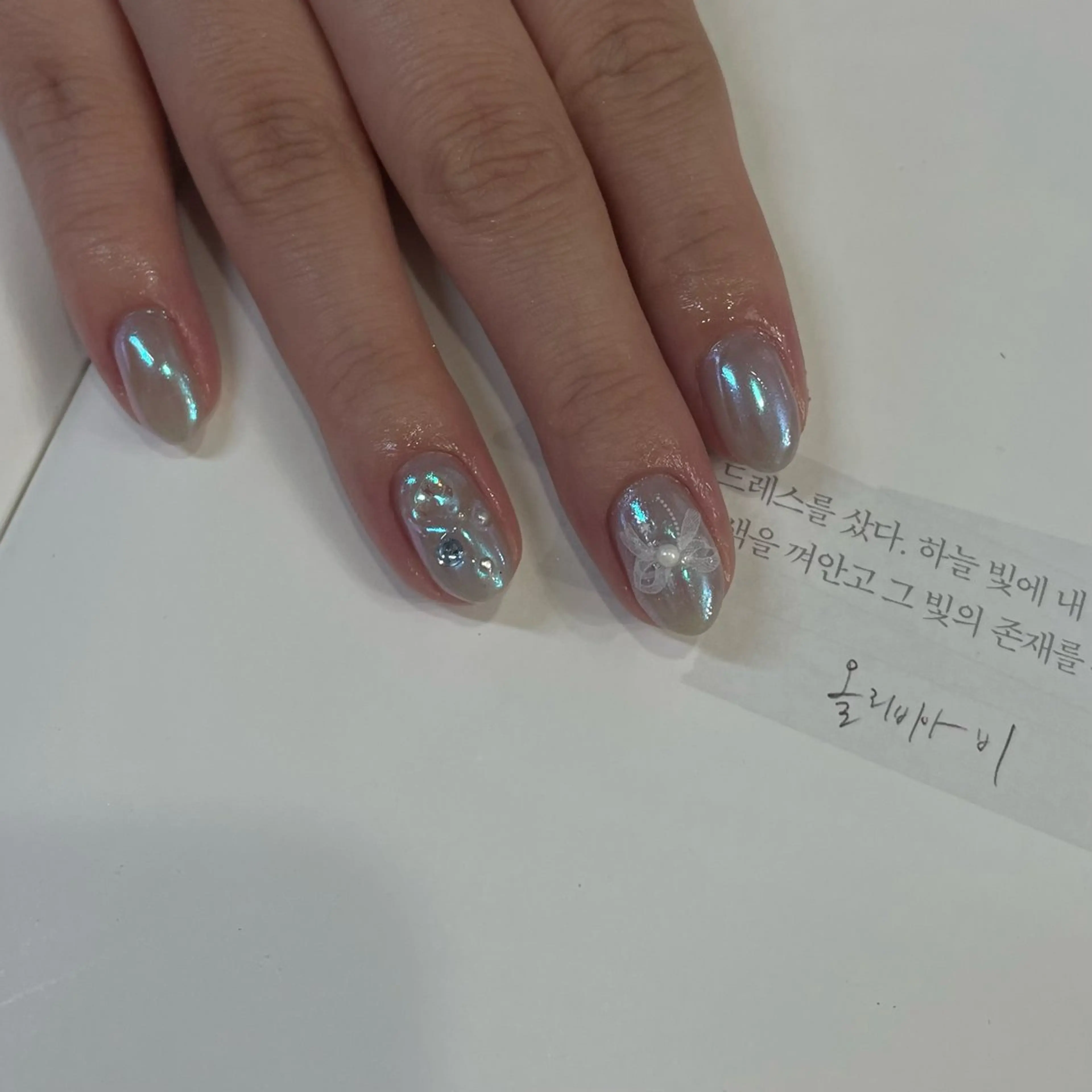 ネイル ネイルズシャトン🪡 ネイリスト齊藤のネイルデザイン