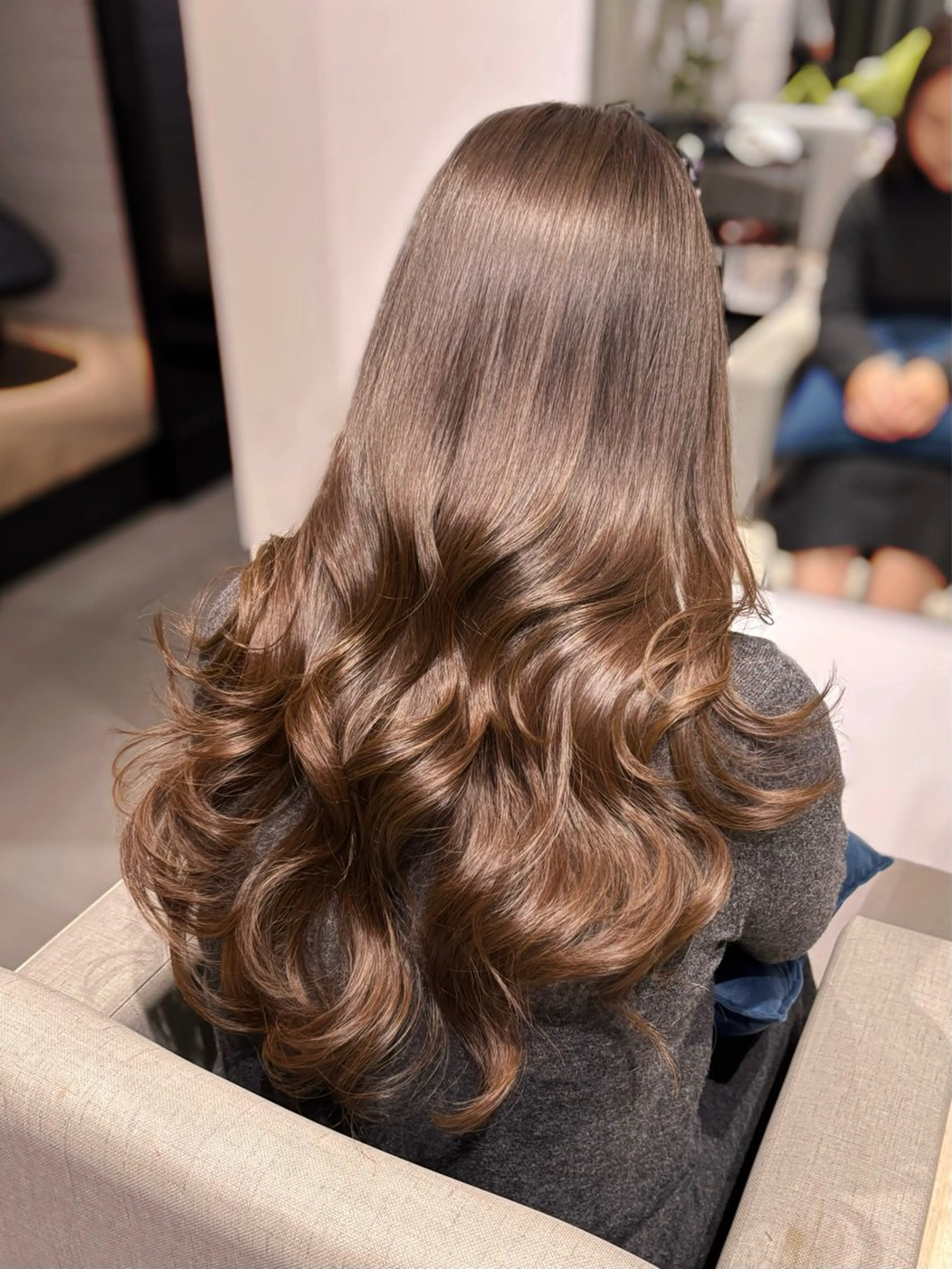 ロング カラー ベージュカラー ブリーチ ブリーチなしカラー オリーブベージュ 韓国風ヘア カット ヘアカラー トリートメント 銀座/韓国レイヤー/ 艶カラー🍓原田侑依のヘアスタイル
