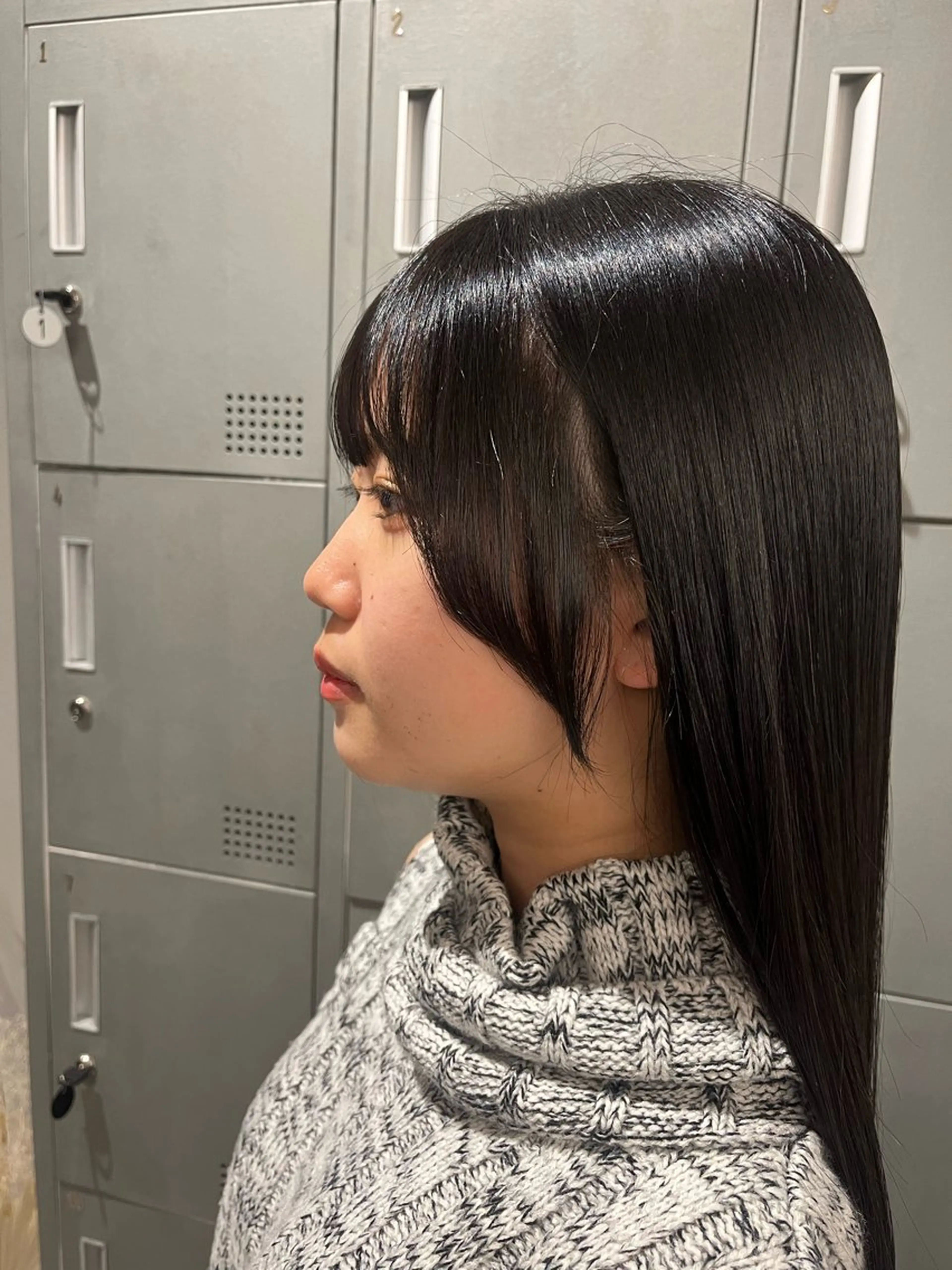 ロング 顔周りカット 小顔カット 顔周り/ガーリー /ヘアメ/あつはのヘアスタイル