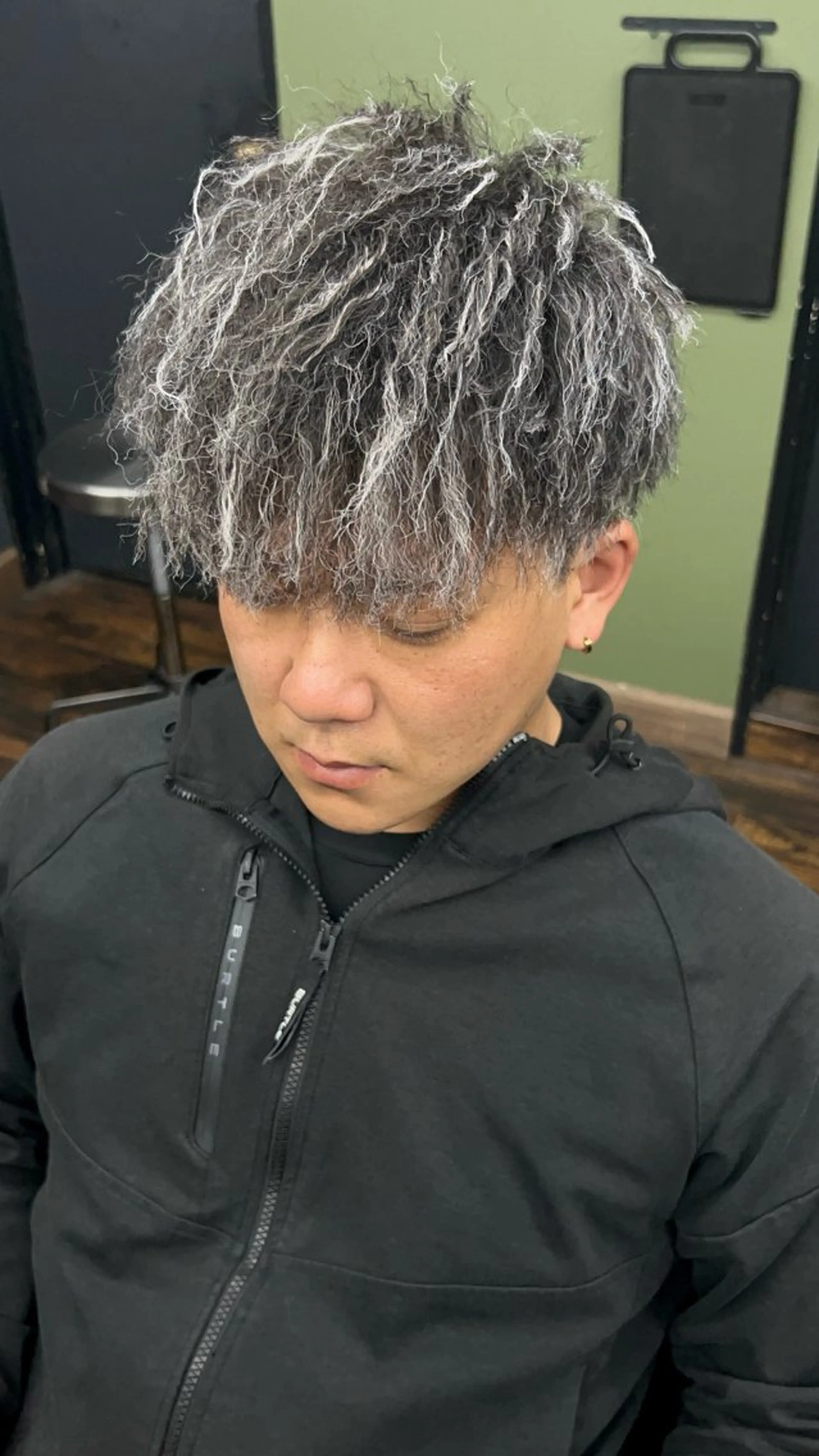 ショート パーマ カット パーマ 三谷 仁のヘアスタイル