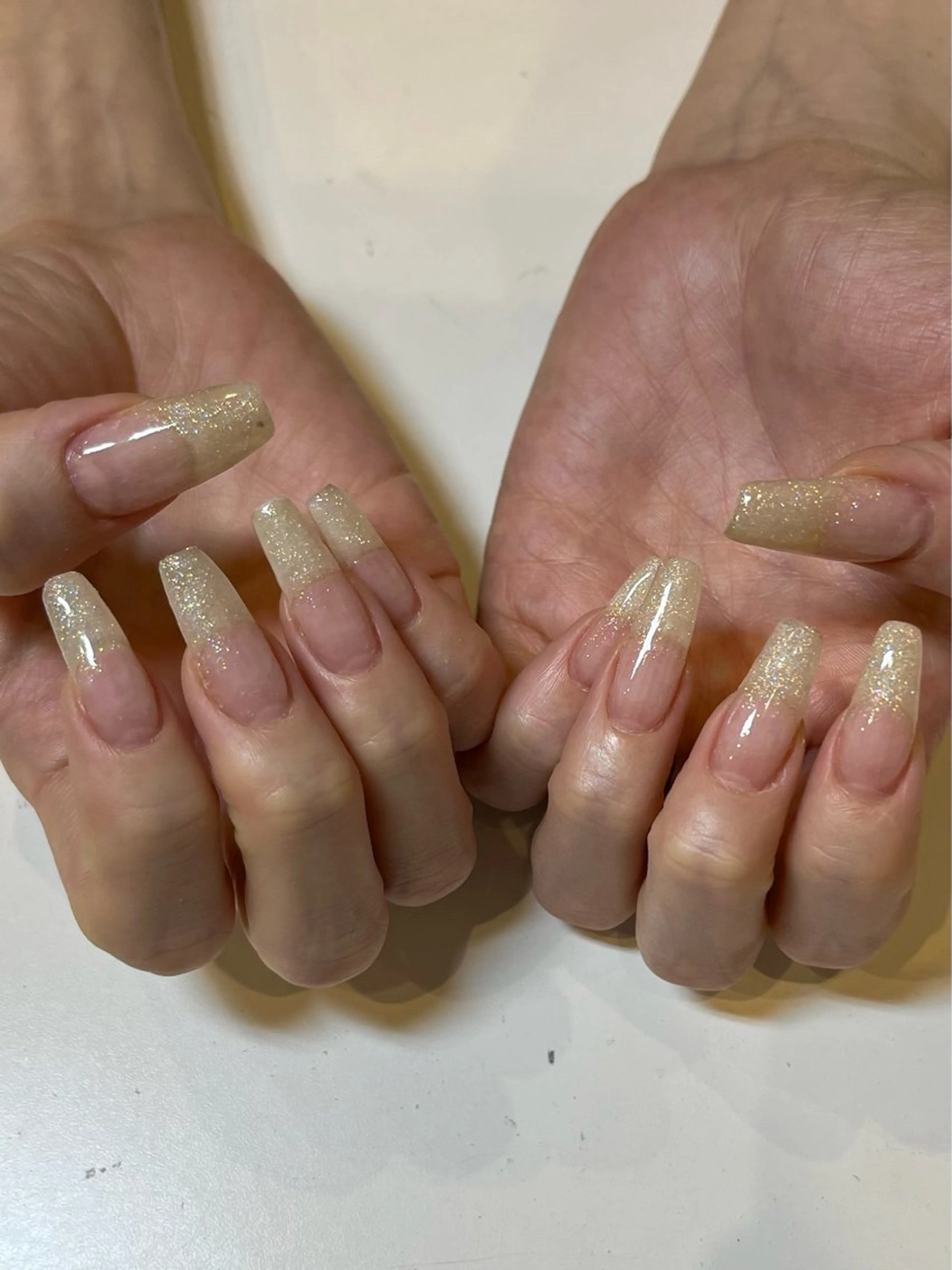 ネイル グラデーション ラメ(グリッター) ラメグラデーション 大貫 日向のネイルデザイン