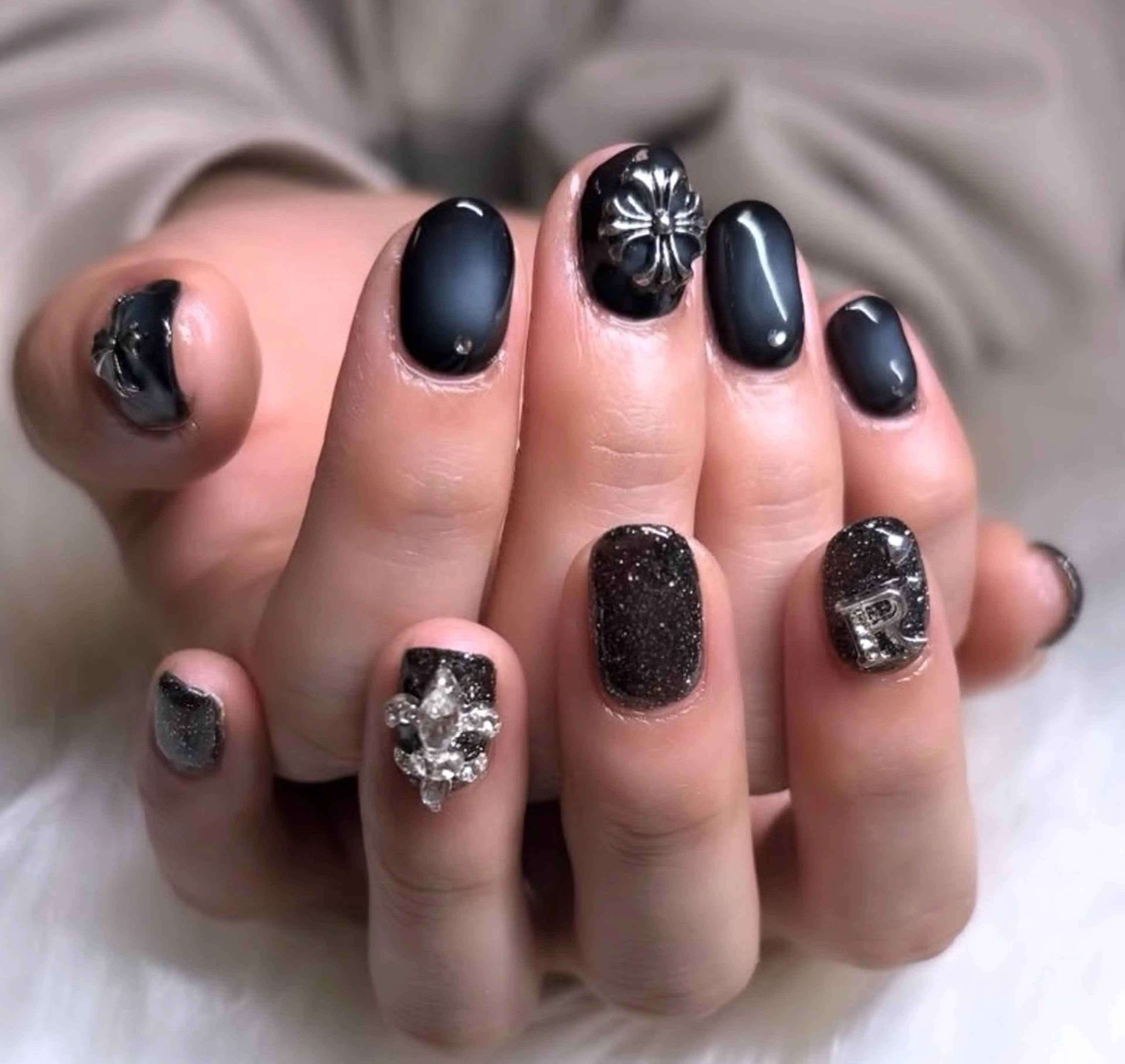 ネイル アートネイル ラメ(グリッター) ’ohana. ／ AKANEのネイルデザイン