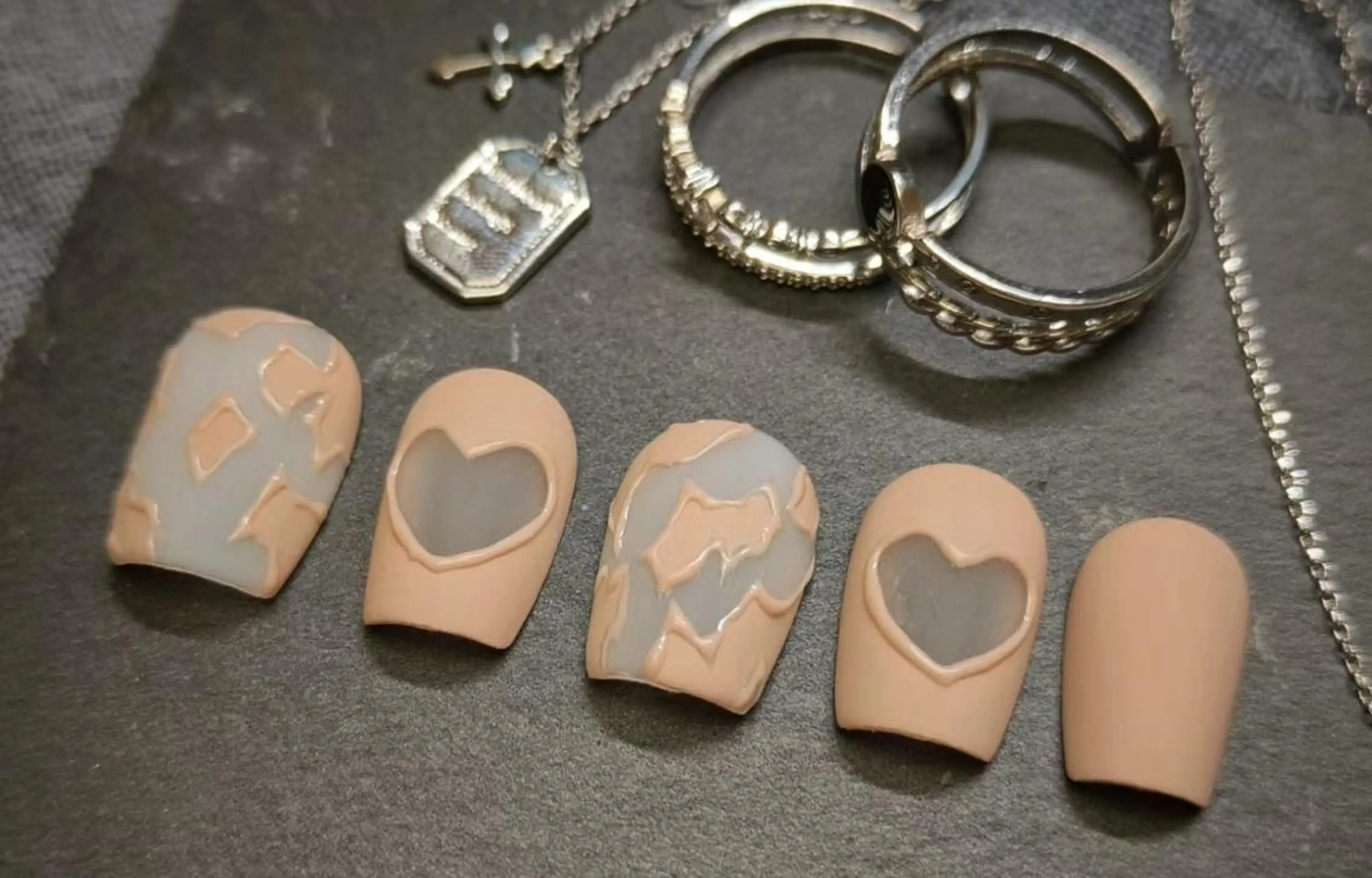 ネイル VIVIAN リサのネイルデザイン