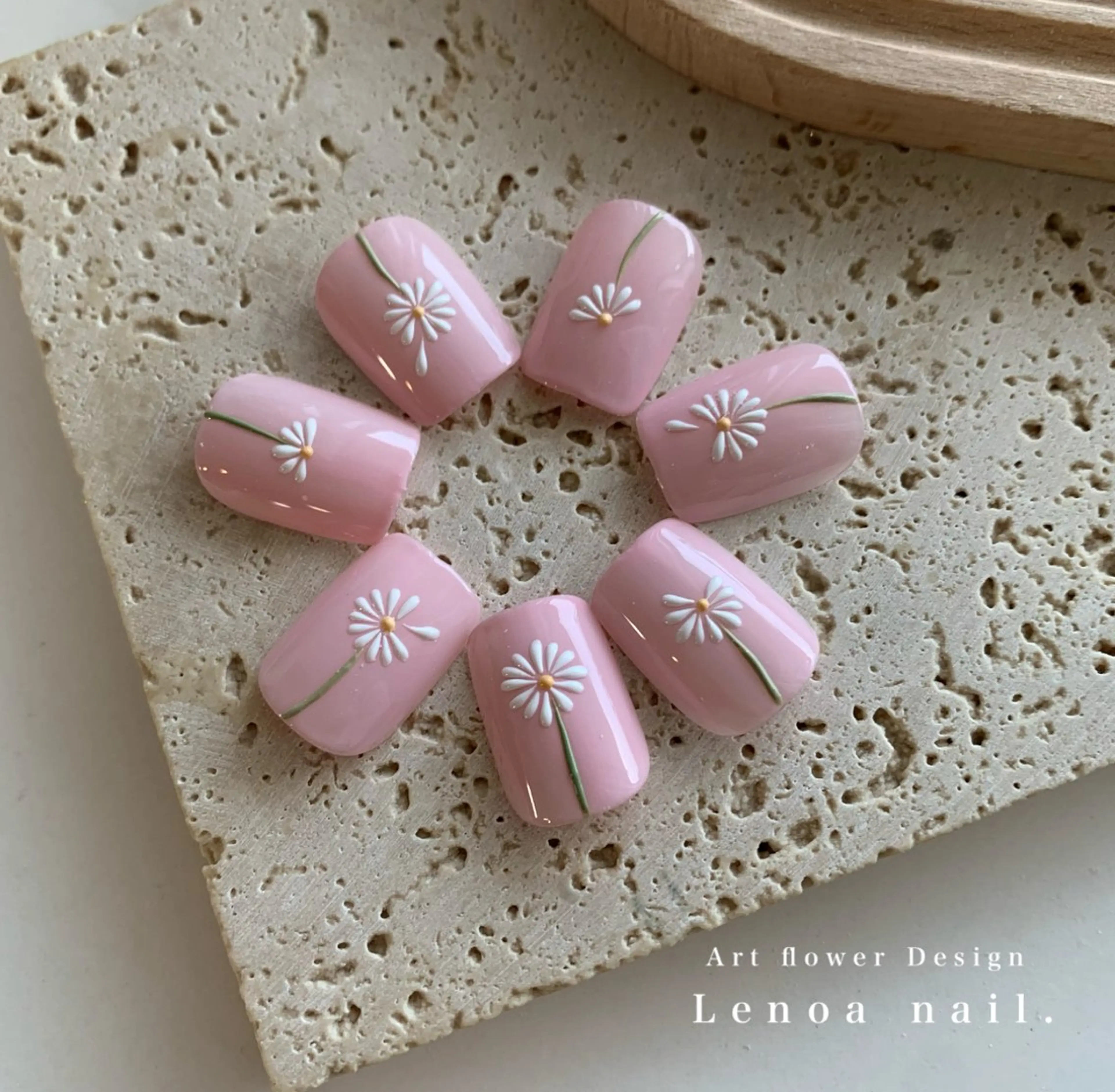 ネイル nailsalon Lenoaのネイルデザイン