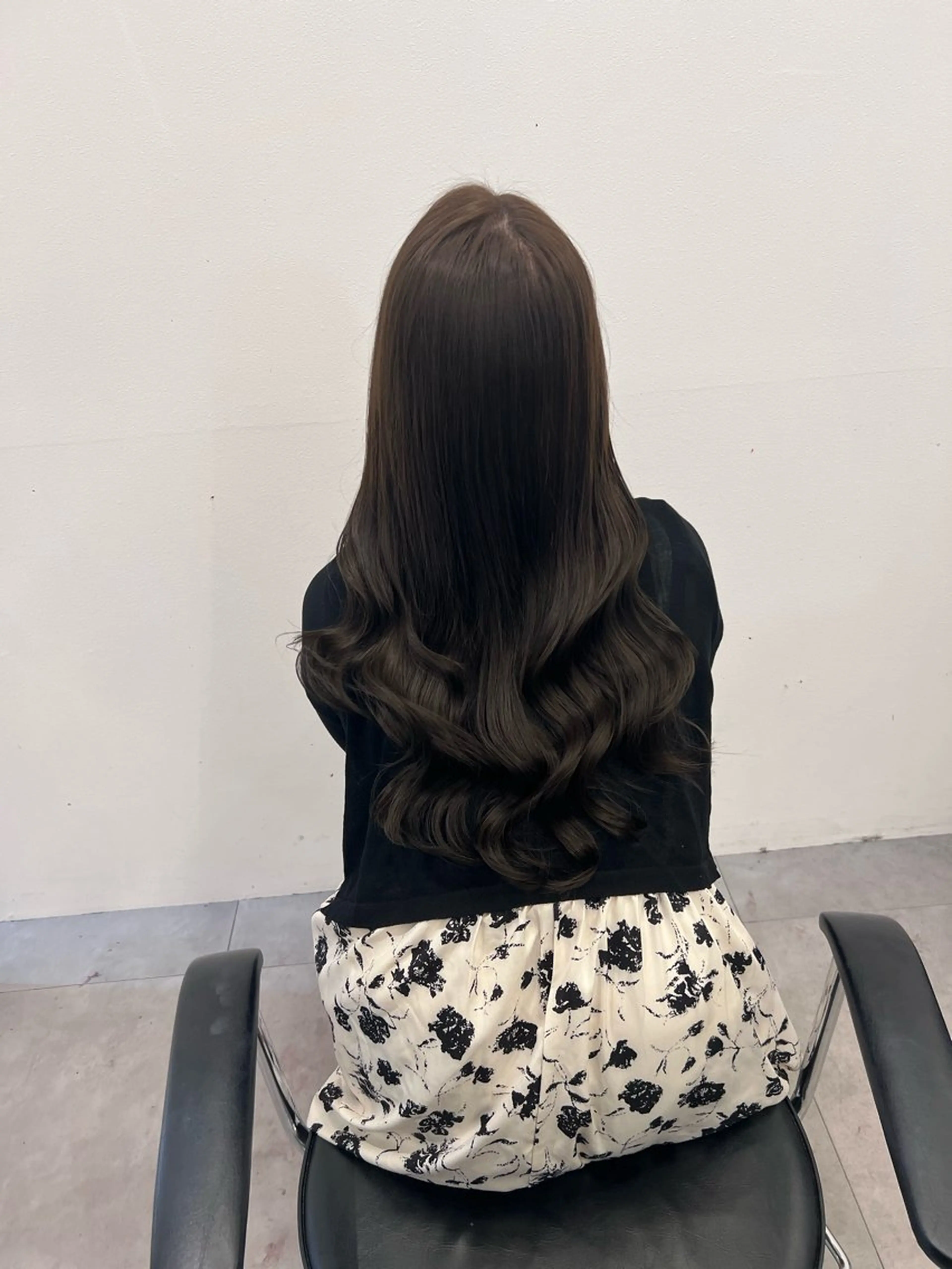 ロング しゅういち/赤み消し カラー特化のヘアスタイル