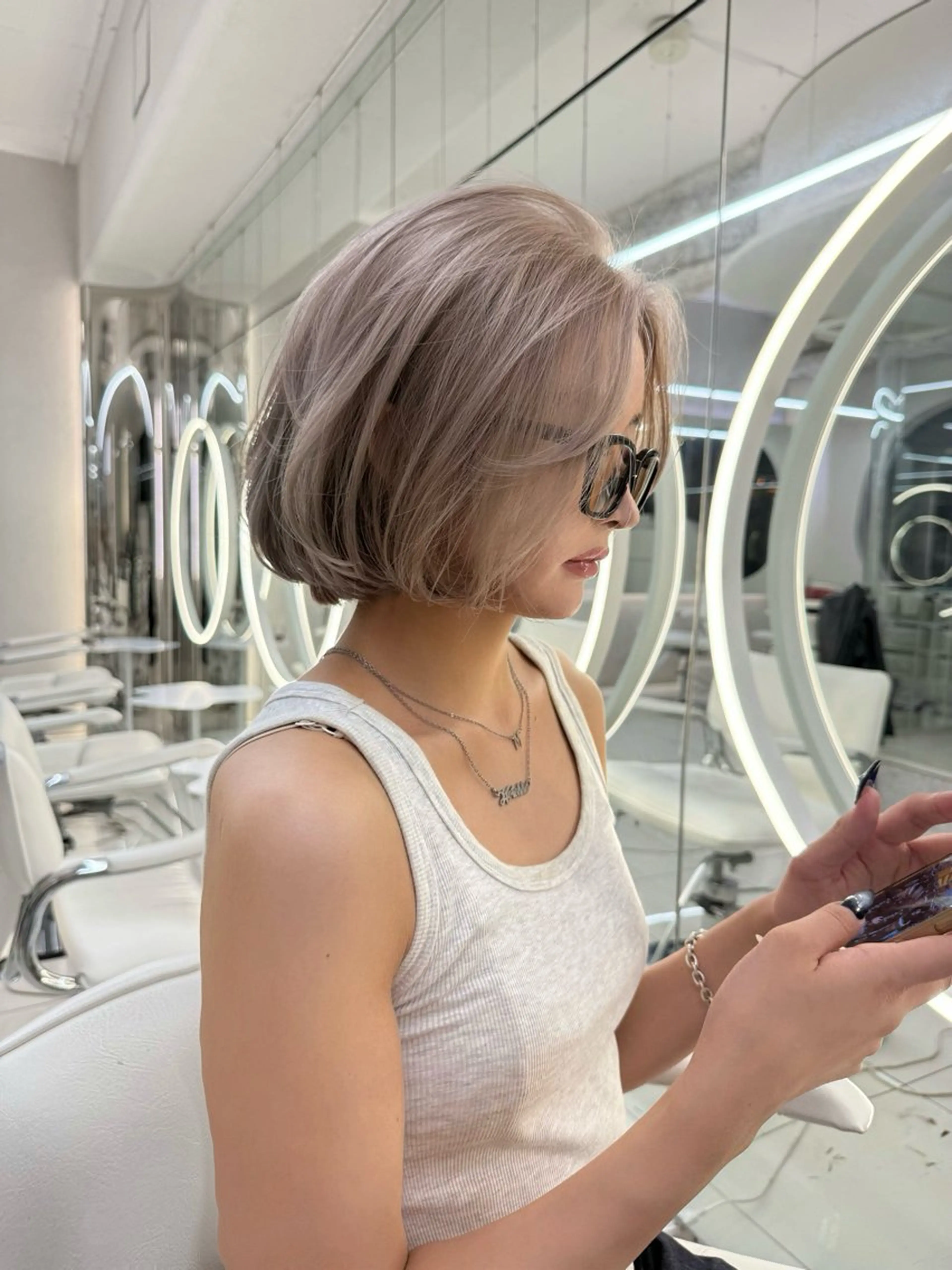 ショート ハイトーンボブ Mizuki.のヘアスタイル