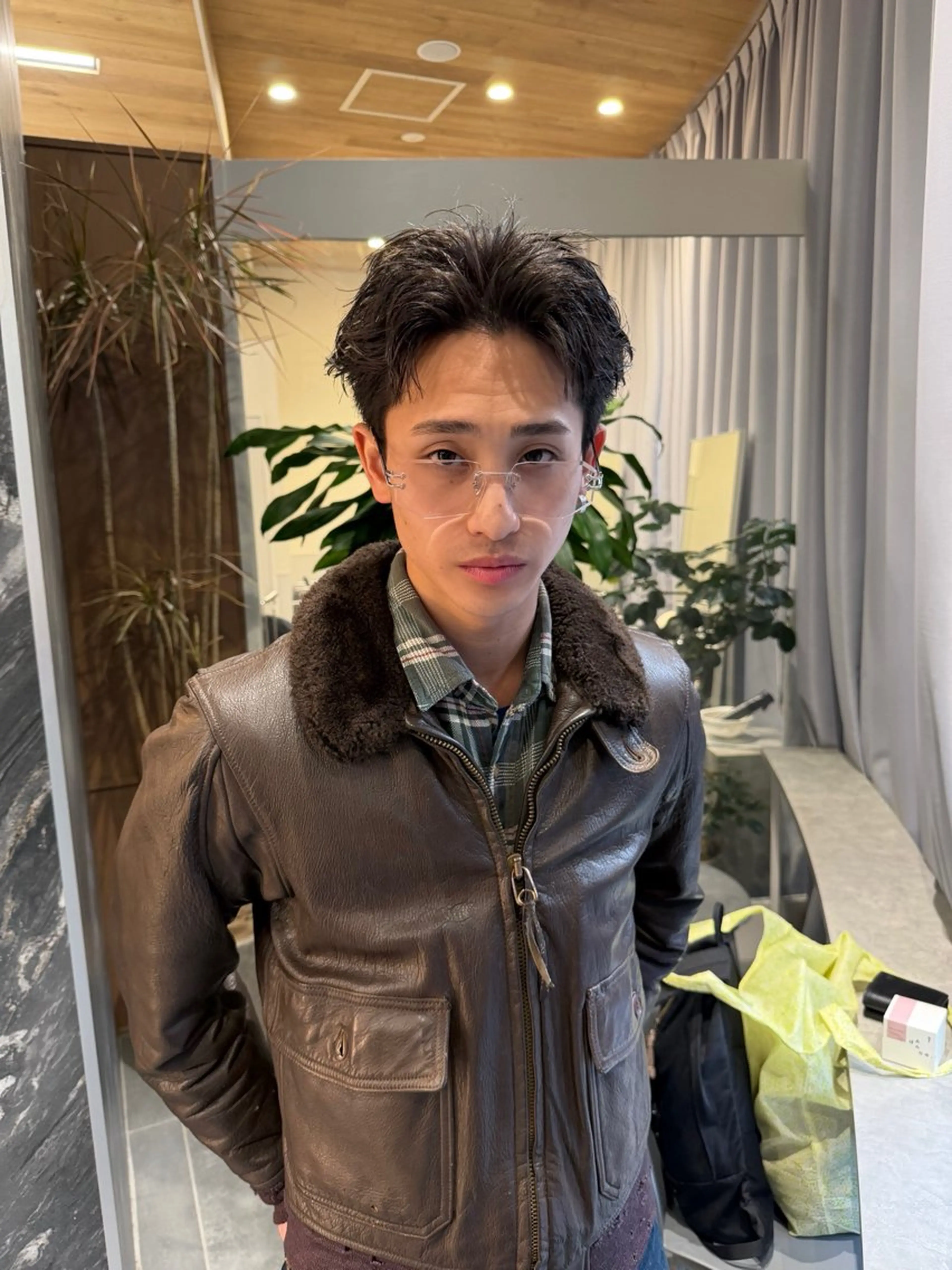 ショート パーマ メンズ スパイキーショート ショートヘア カット 💈原宿指名No.1 センターパート💈のヘアスタイル