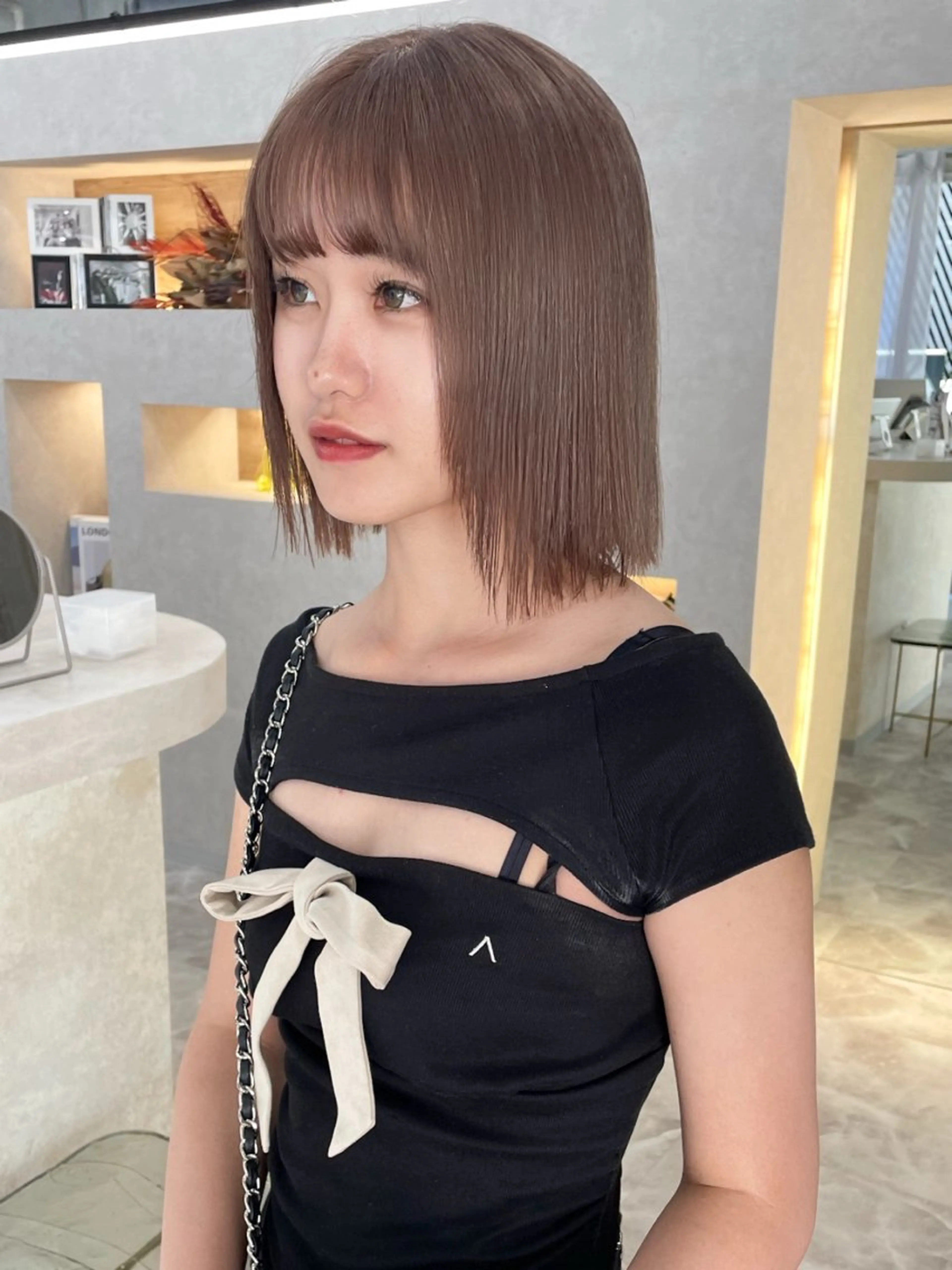 ミディアム カラー ベージュカラー ブリーチ ケアブリーチ 透明感カラー ミルクティーベージュ ヘアカラー ブリーチ/ベージュ 💕/momoaのヘアスタイル